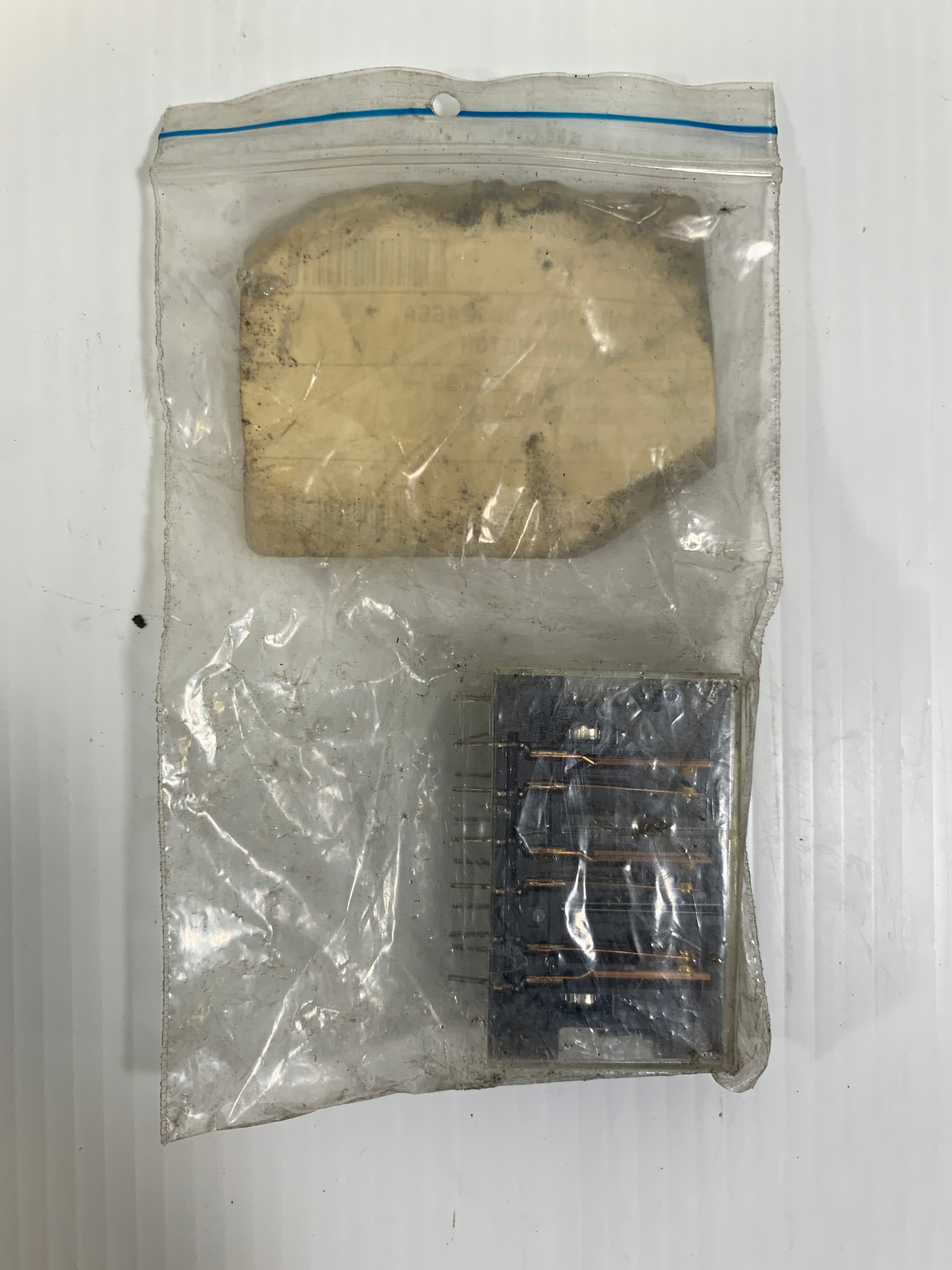 Omron Relay G7S4A2B24VDC