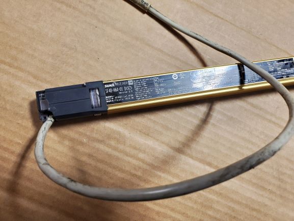 SunX SF4B-H64-01 D Light Curtain Receiver W/ Cable SFB-CB05 (D) -A-P