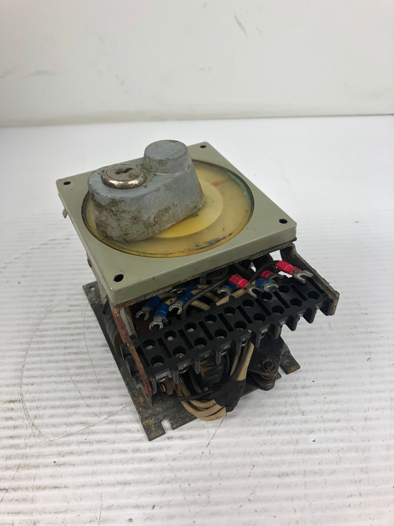 Eagle Signal H240A6 Counter Timer 50/60Hz 15A 120V