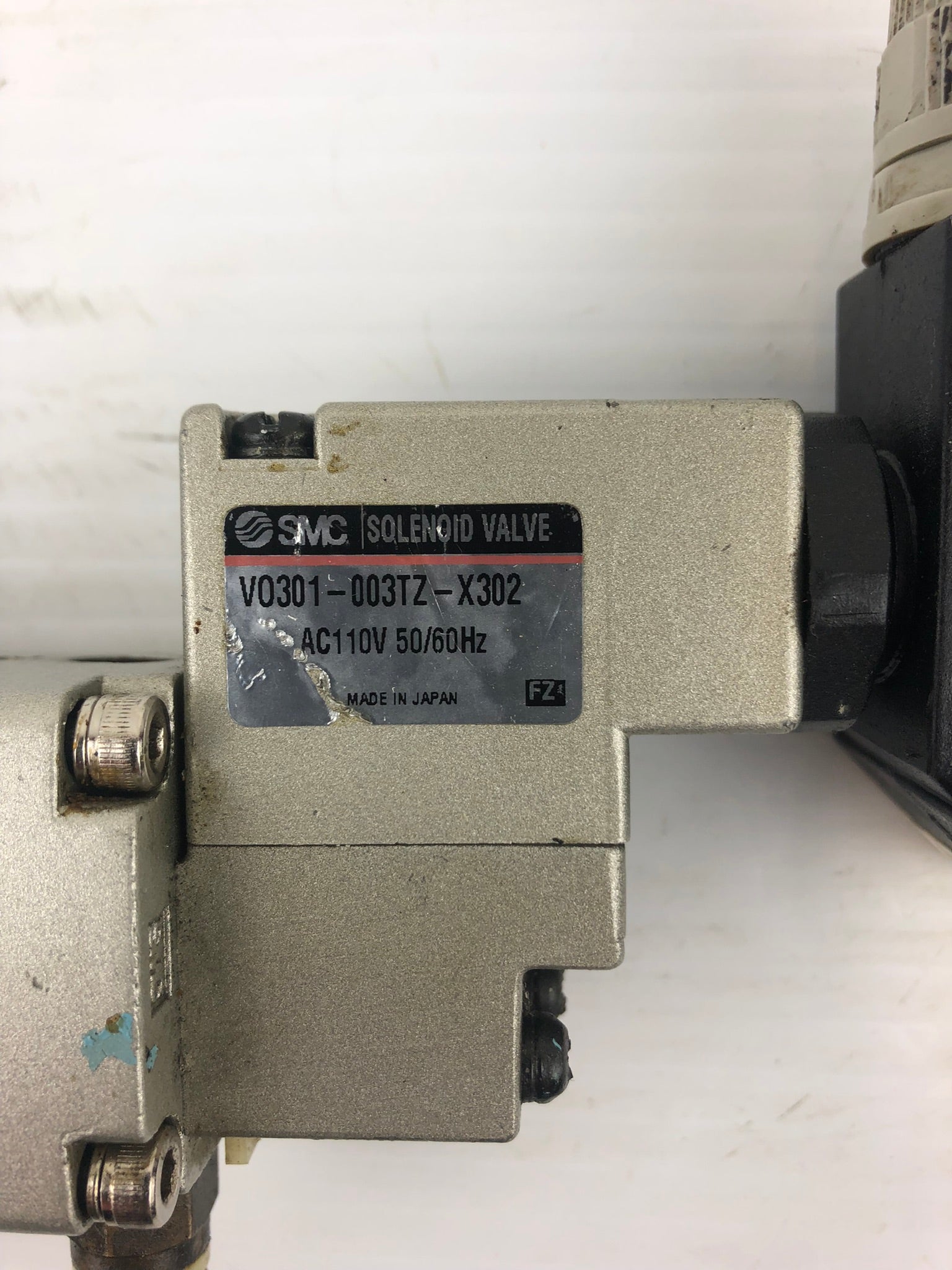 SMC VO301-003TZ-X302 Solenoid Valve with Process Valve 110V 50/60 Hz
