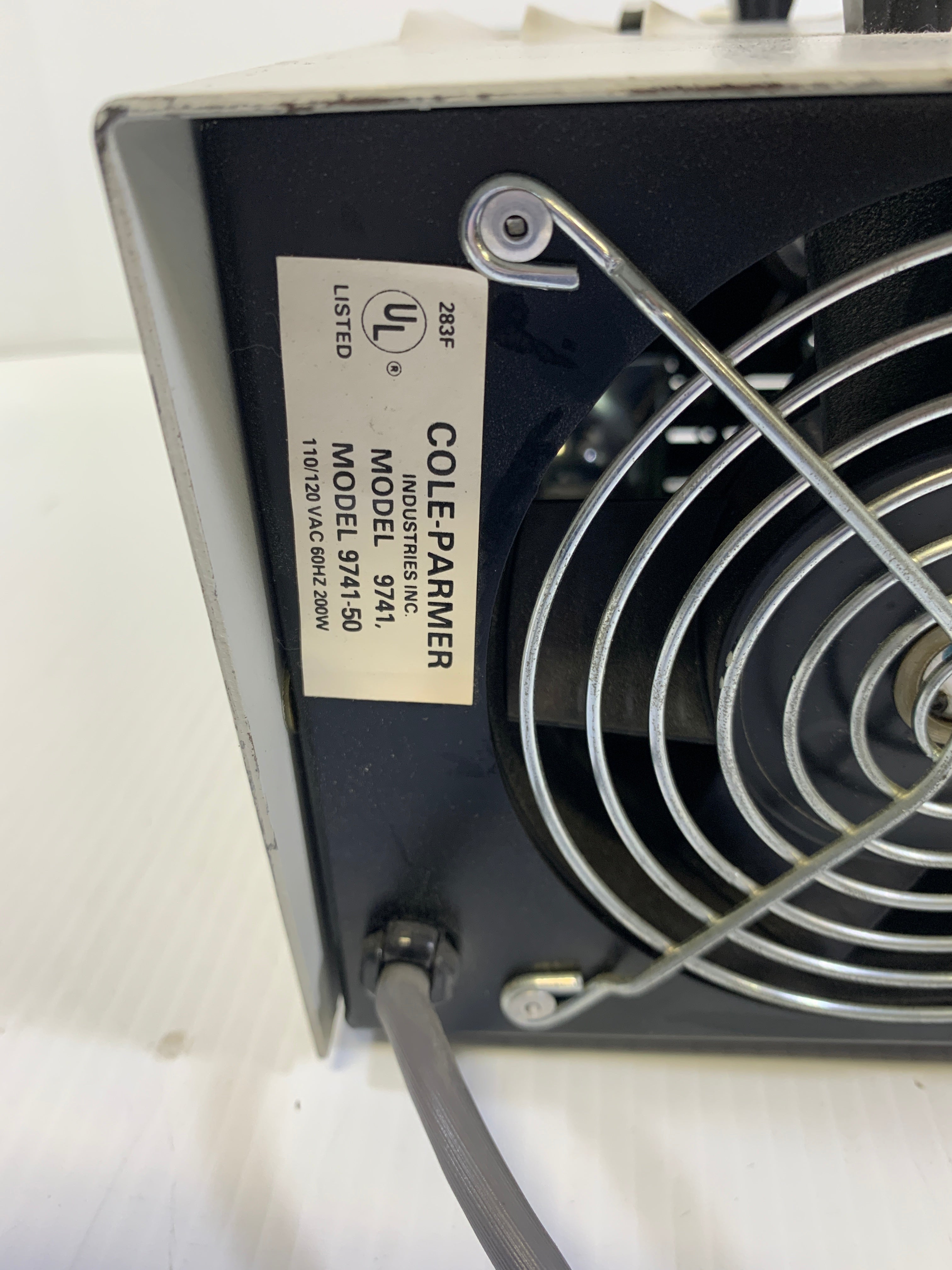 Cole Parmer Illuminator 8741-50 110/120 VAC 60 Hz 200 W