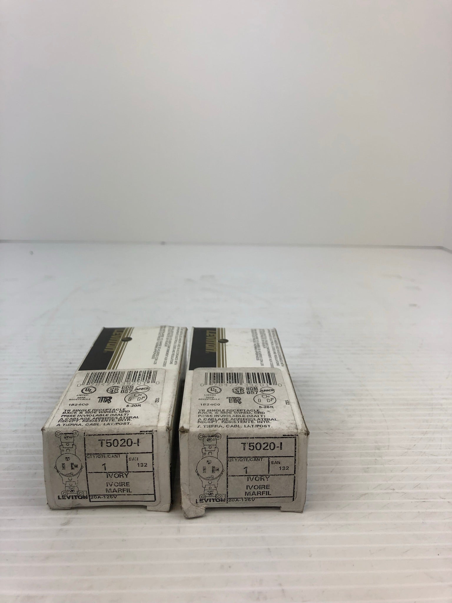 Leviton T5020-I TR Single Receptacle Back & Side Wired 20A 125V Ivory Lot of 2