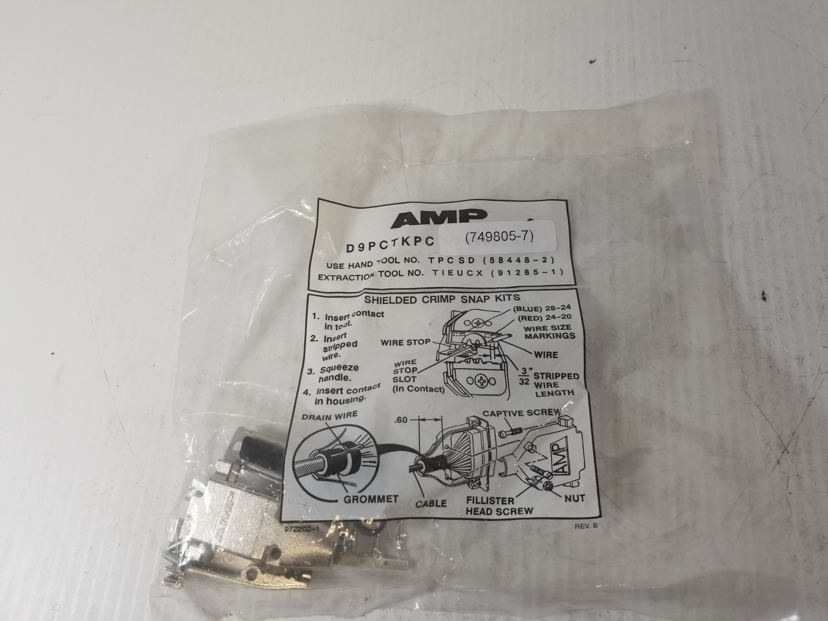 Amp D9PCTKPC Shielded Crimp Snap Kit