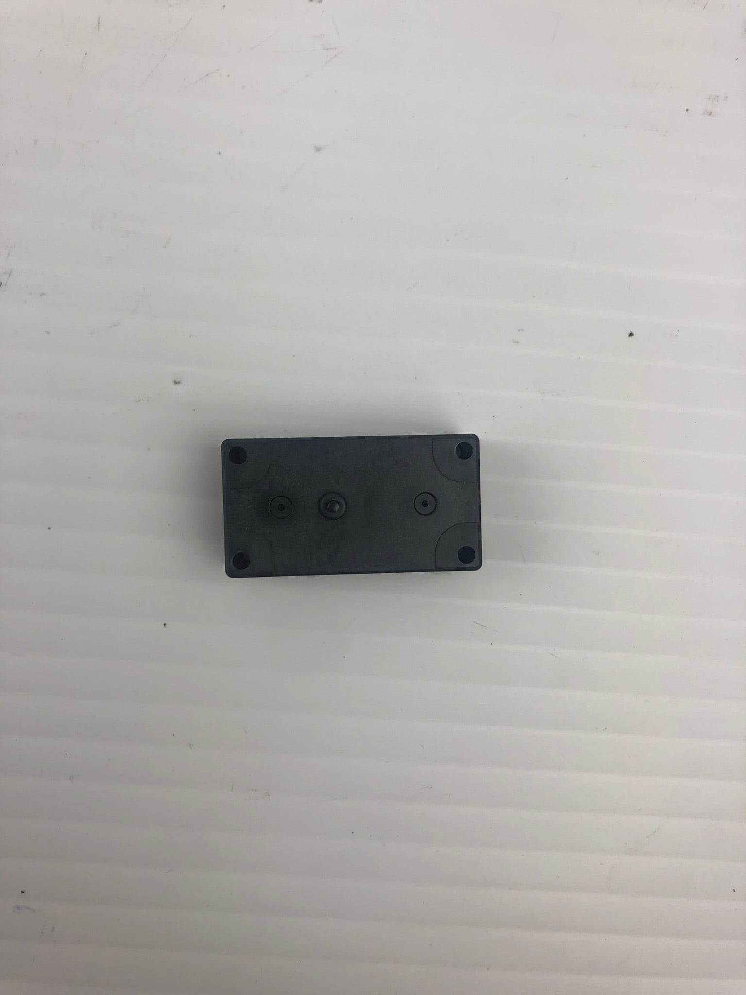 Omron D6E-110-K Replacement Part - Pulled From OKI Printer C9650/C9850