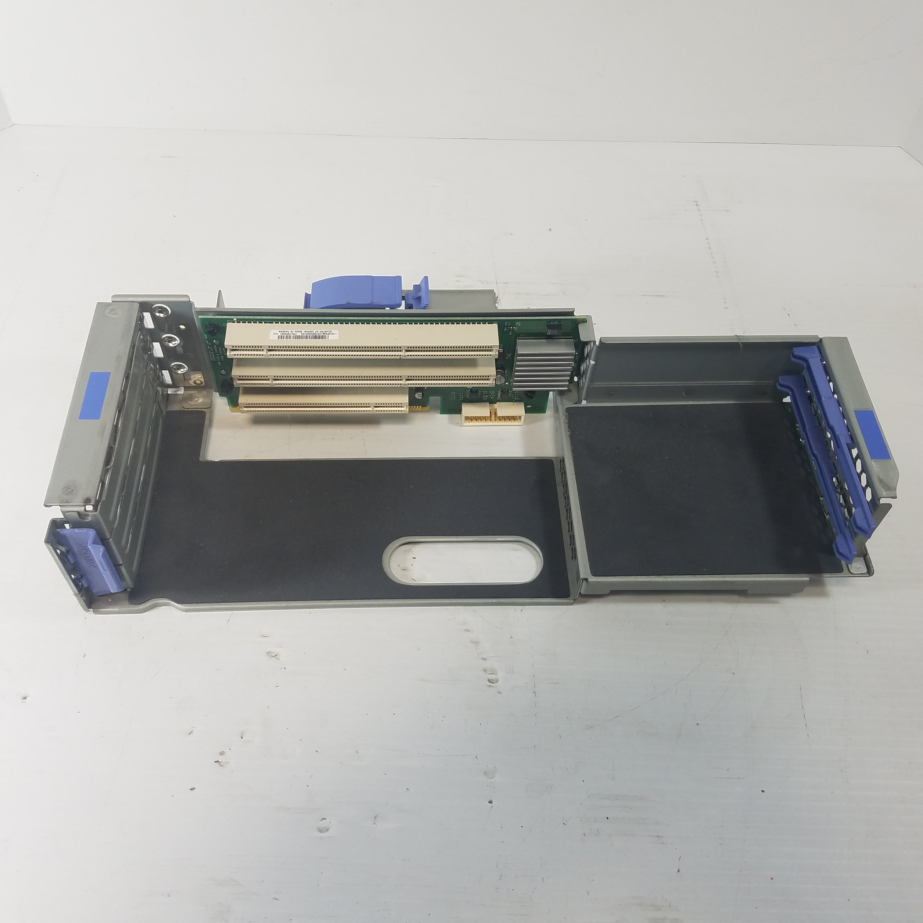 IBM xSeries 345 PCI Riser Board and Support Tray 73P6591