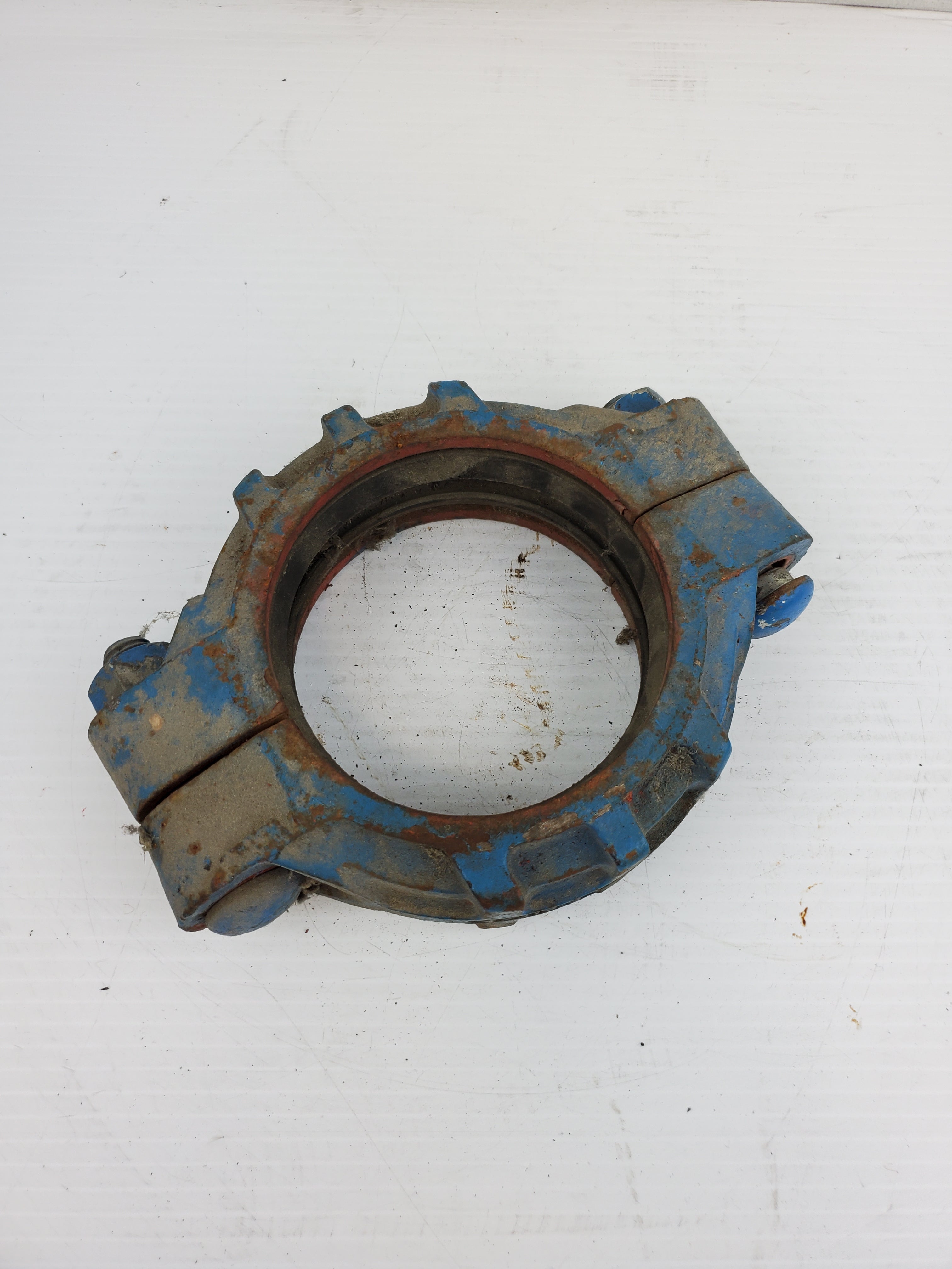 Victaulic 4/11 4,3 - 77 Pipe Coupling