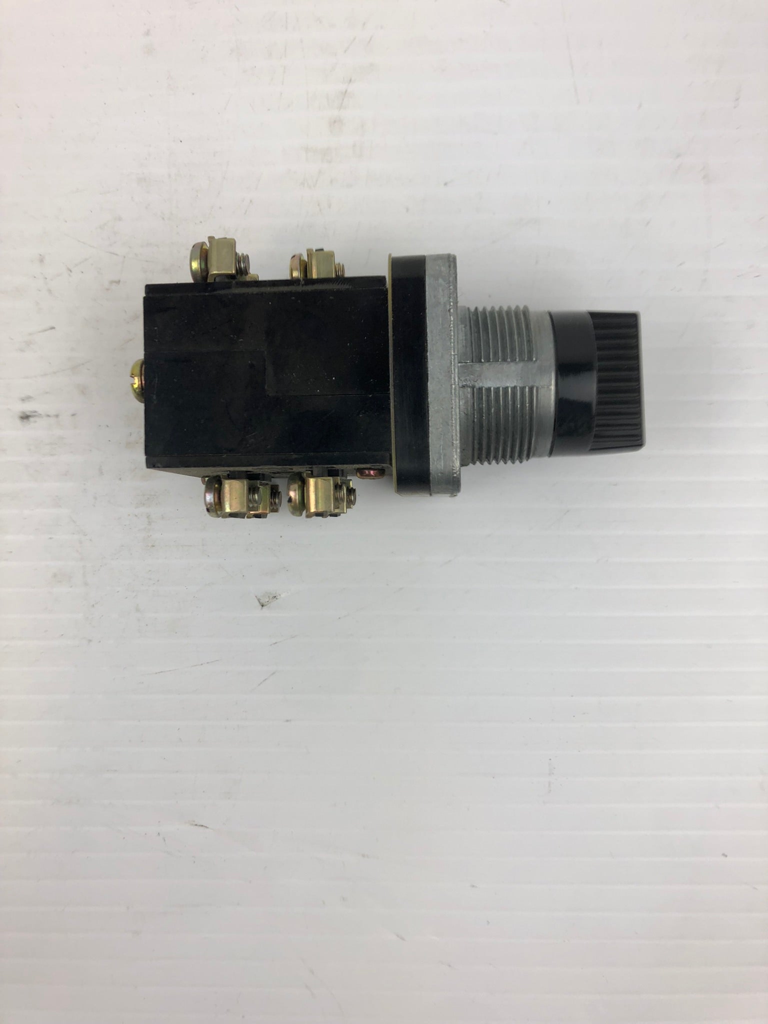 Fuji 70C-IA Selector Switch Black Missing Connector Ring 600 V