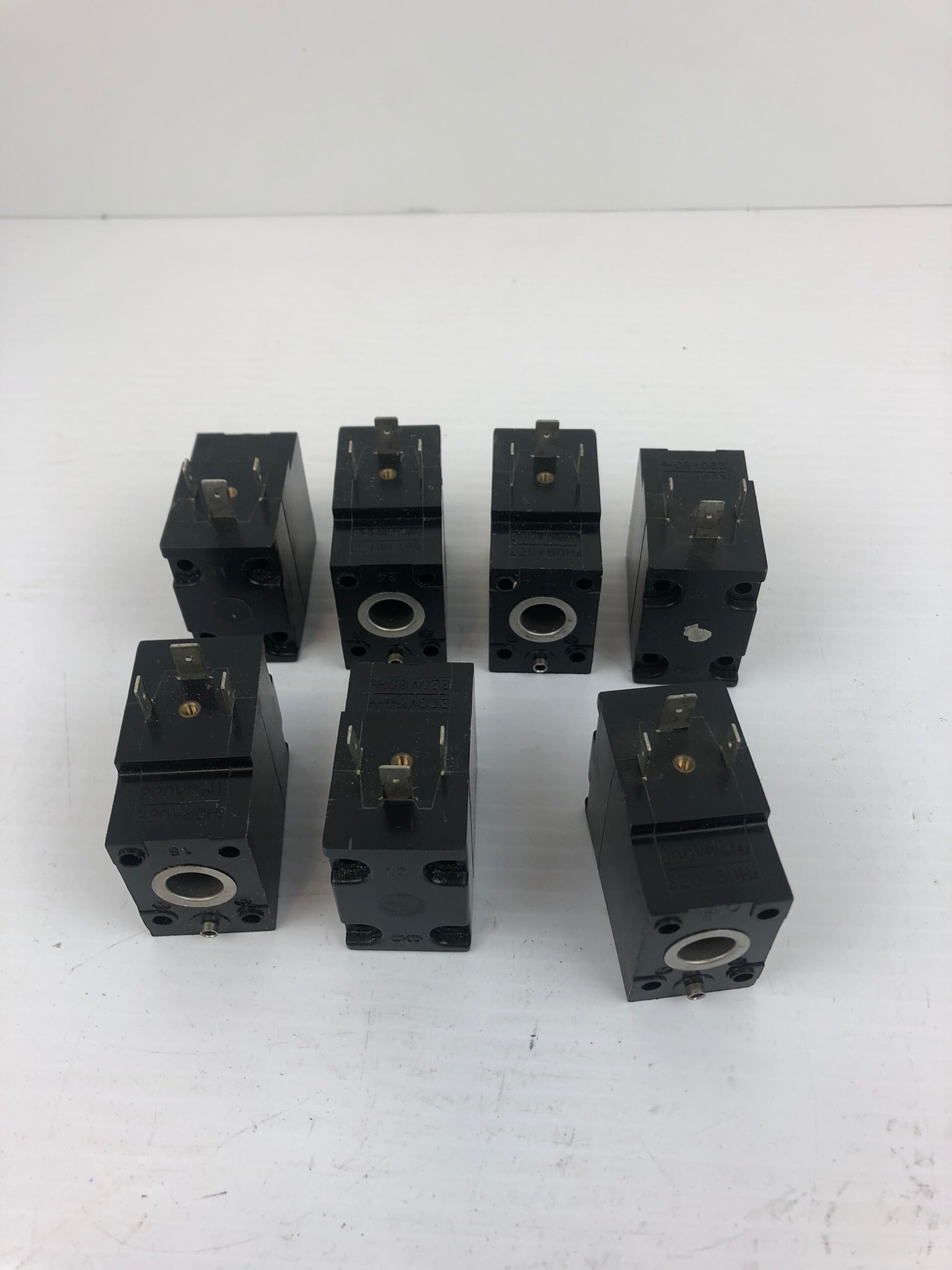 CKD Valve Block With Plug 1,4,9,3,11,10,2 - No Model Tag (Lot of 7)