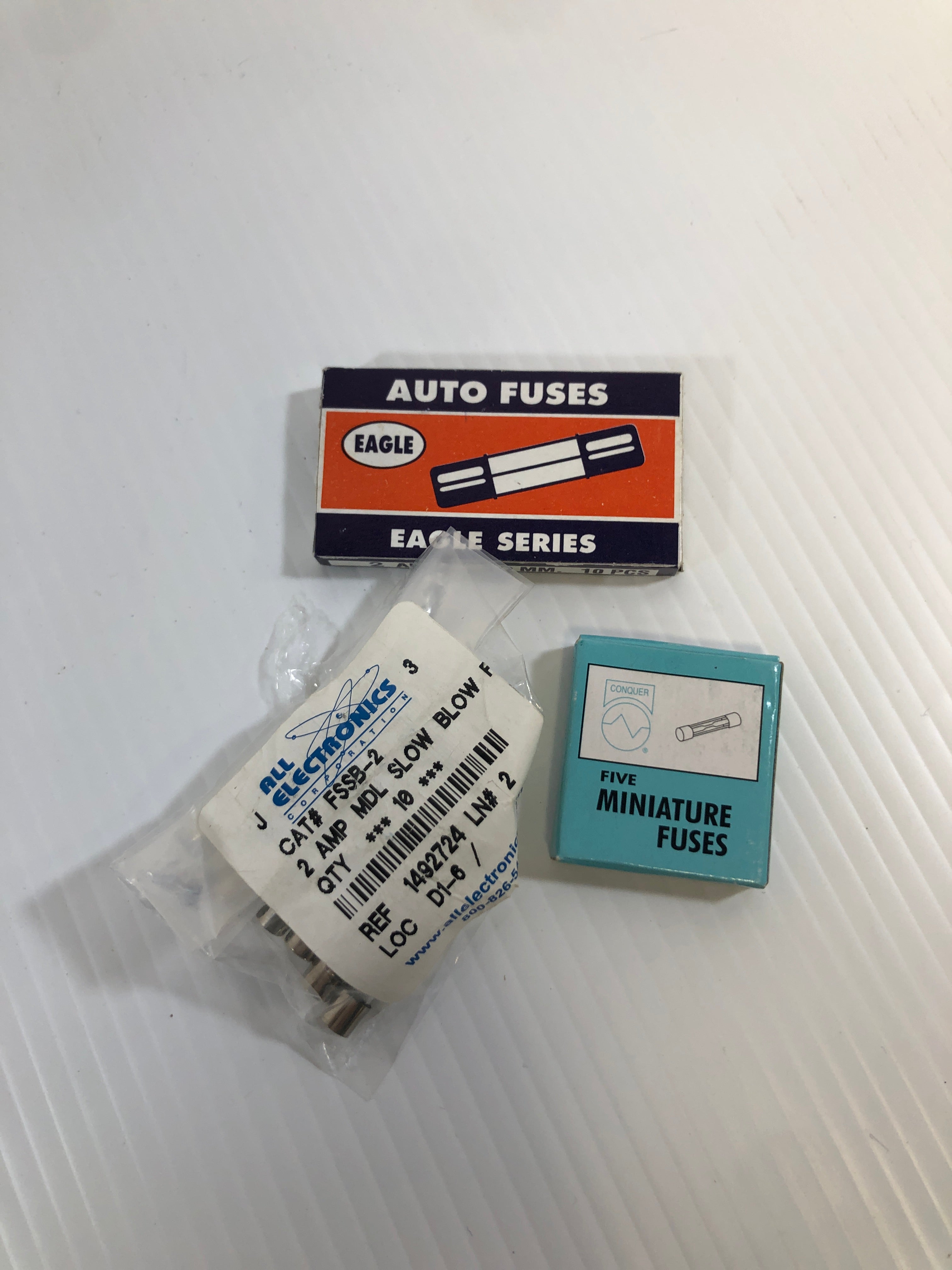 Miniature 2 Amp Fuse Lot Conquer, All Electronics, Eagle - Lot of 20