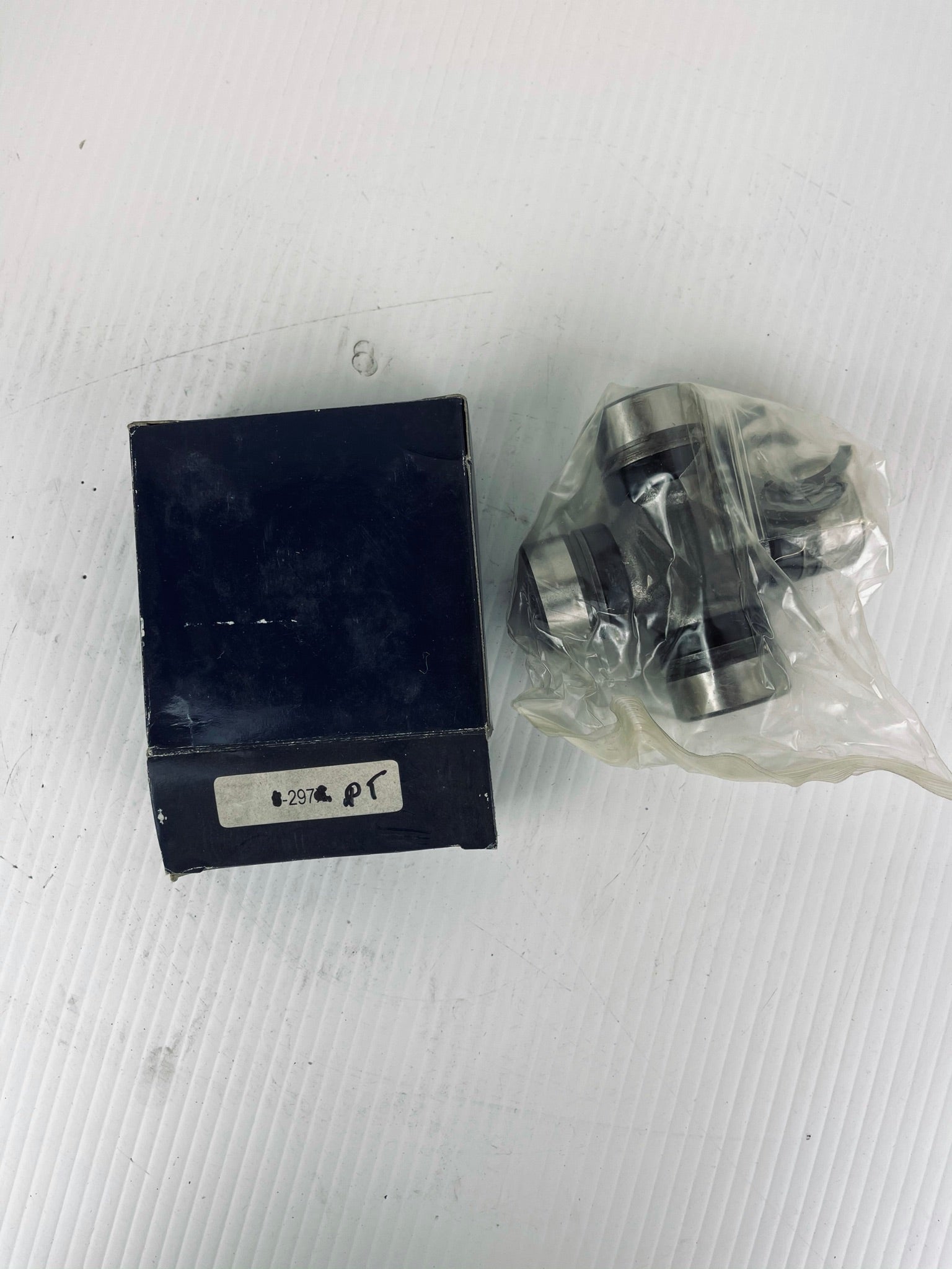 Universal Joint Kit PT 297