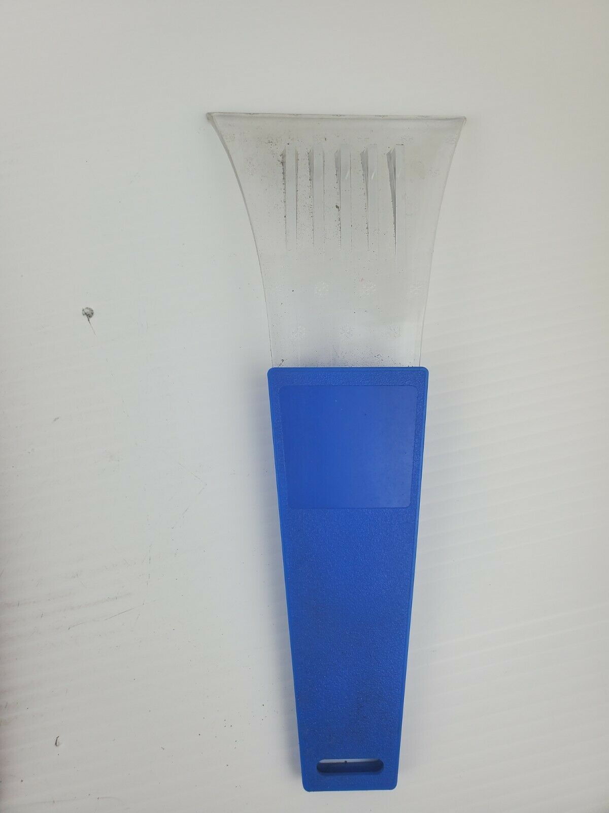 Assorted Ice Scraper (Lot of 4)