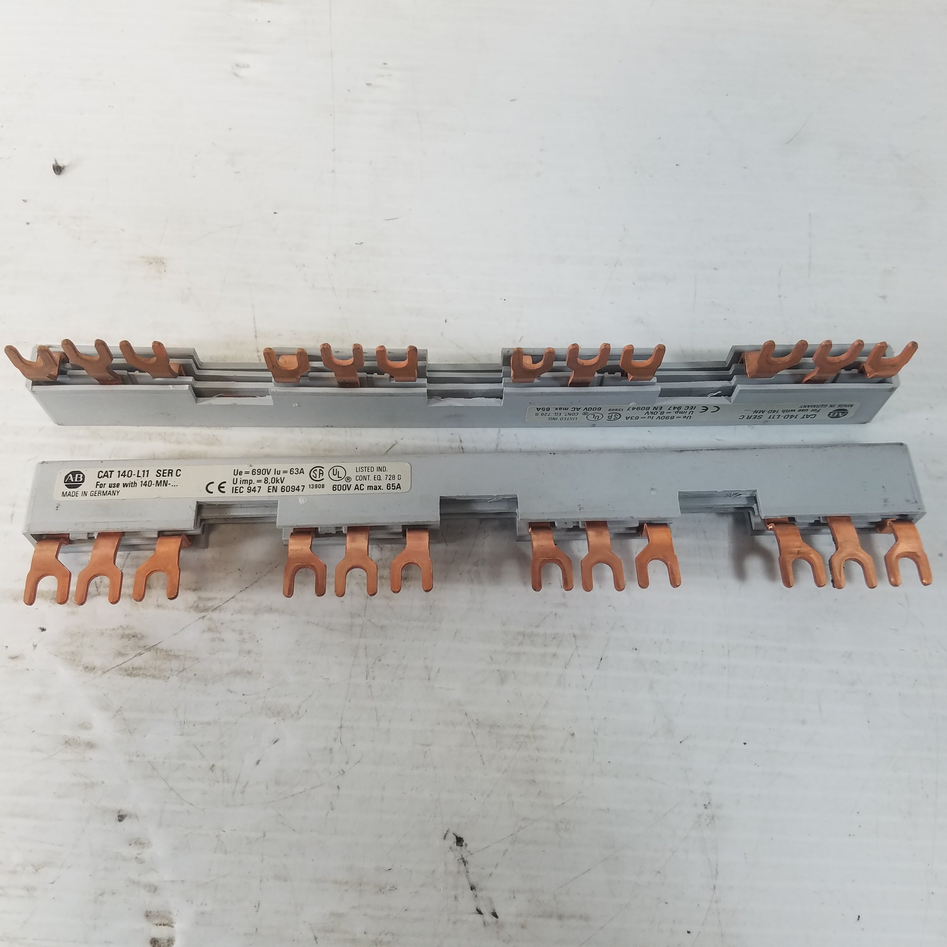 Allen-Bradley 140-L11 Common Link Jumper - Lot of 2