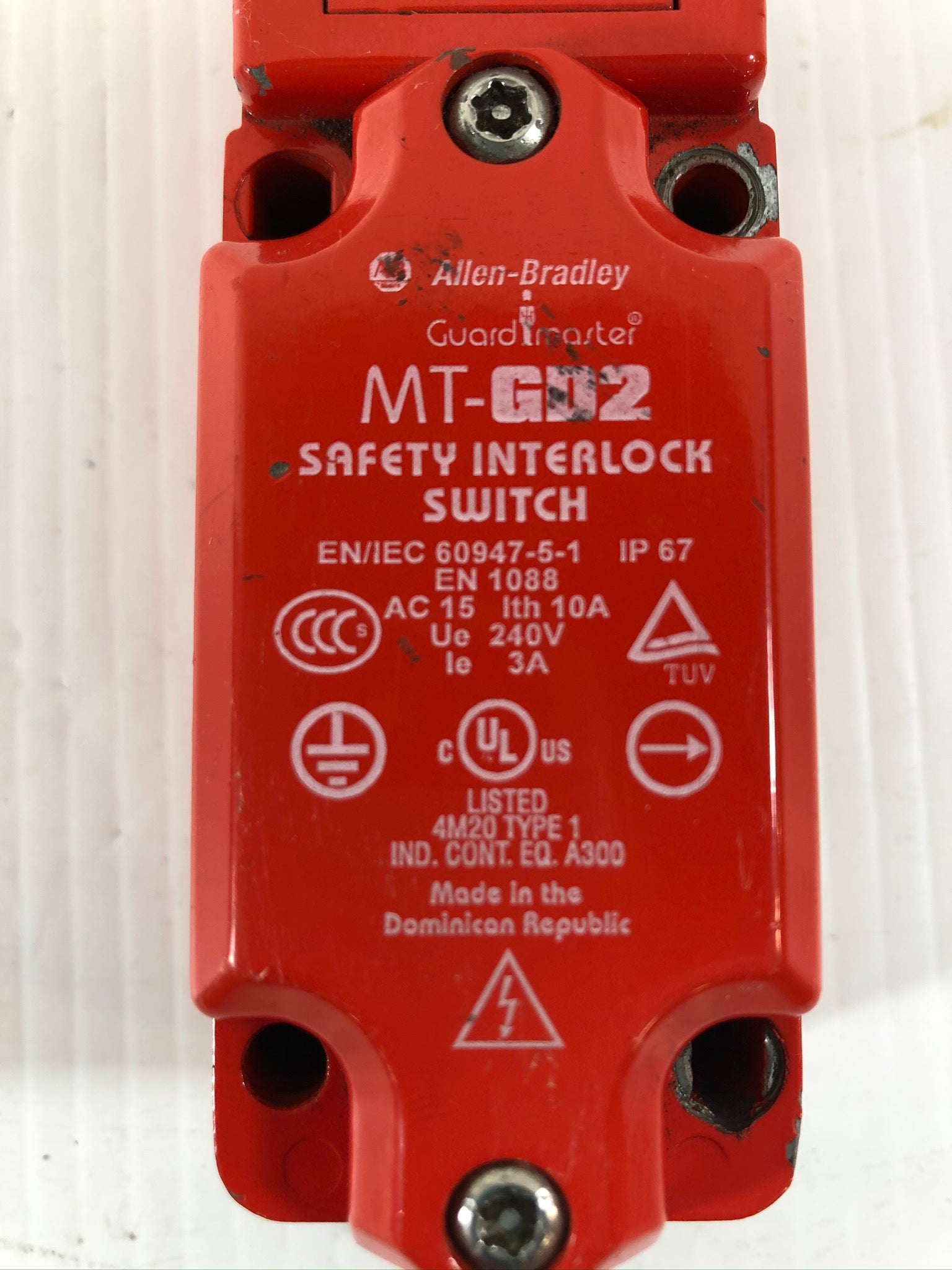 Allen-Bradley 440K-MT55029 Series C MT-GD2 Guardmaster Safety Interlock Switch