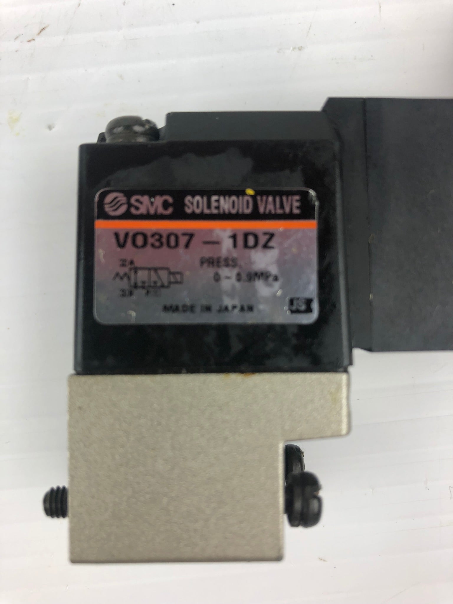SMC VO307-1DZ Solenoid Valve AC100V 50/60Hz