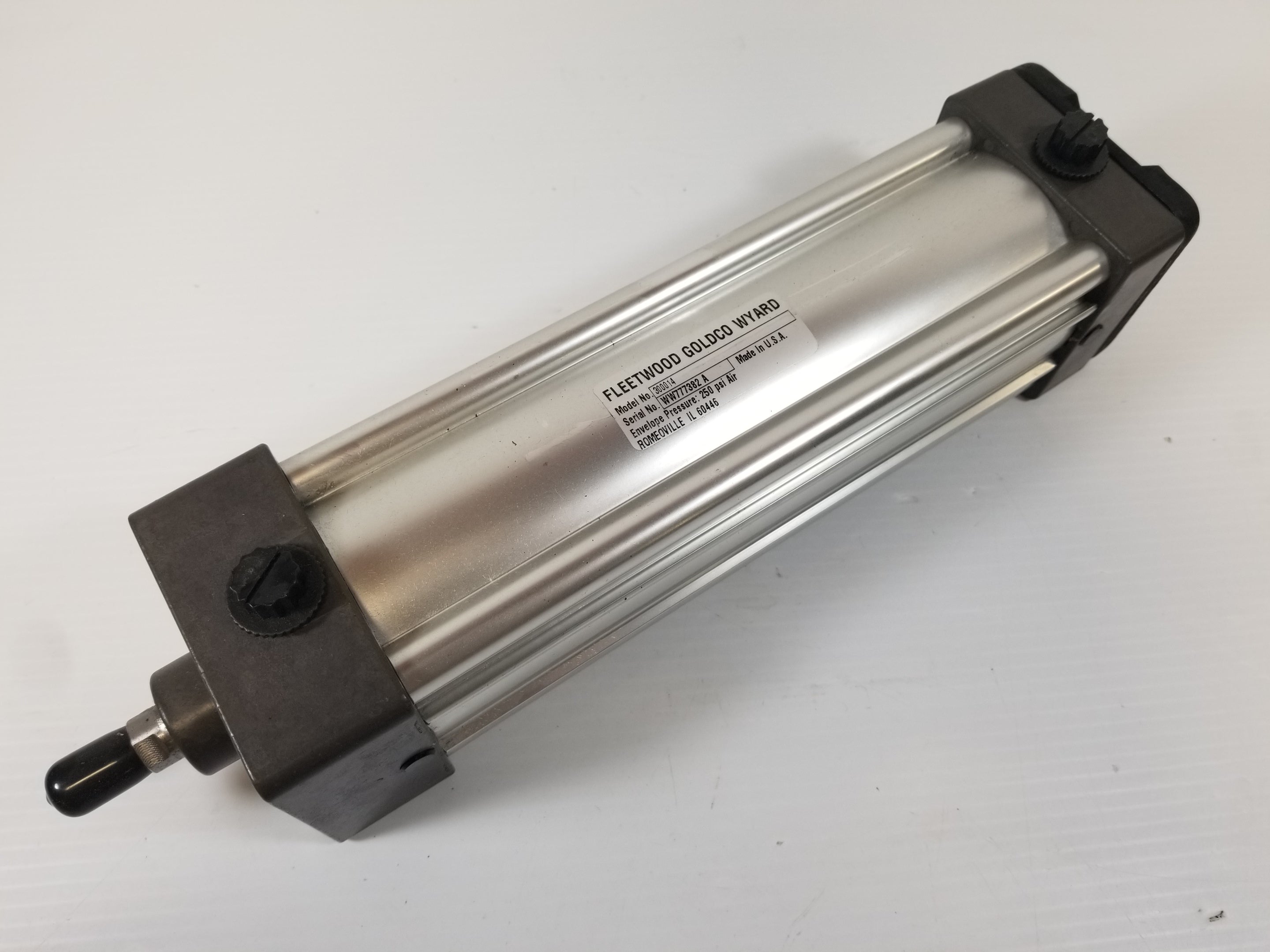 Fleetwood Goldco Wyard 300014 Pneumatic Air Cylinder 250 PSI