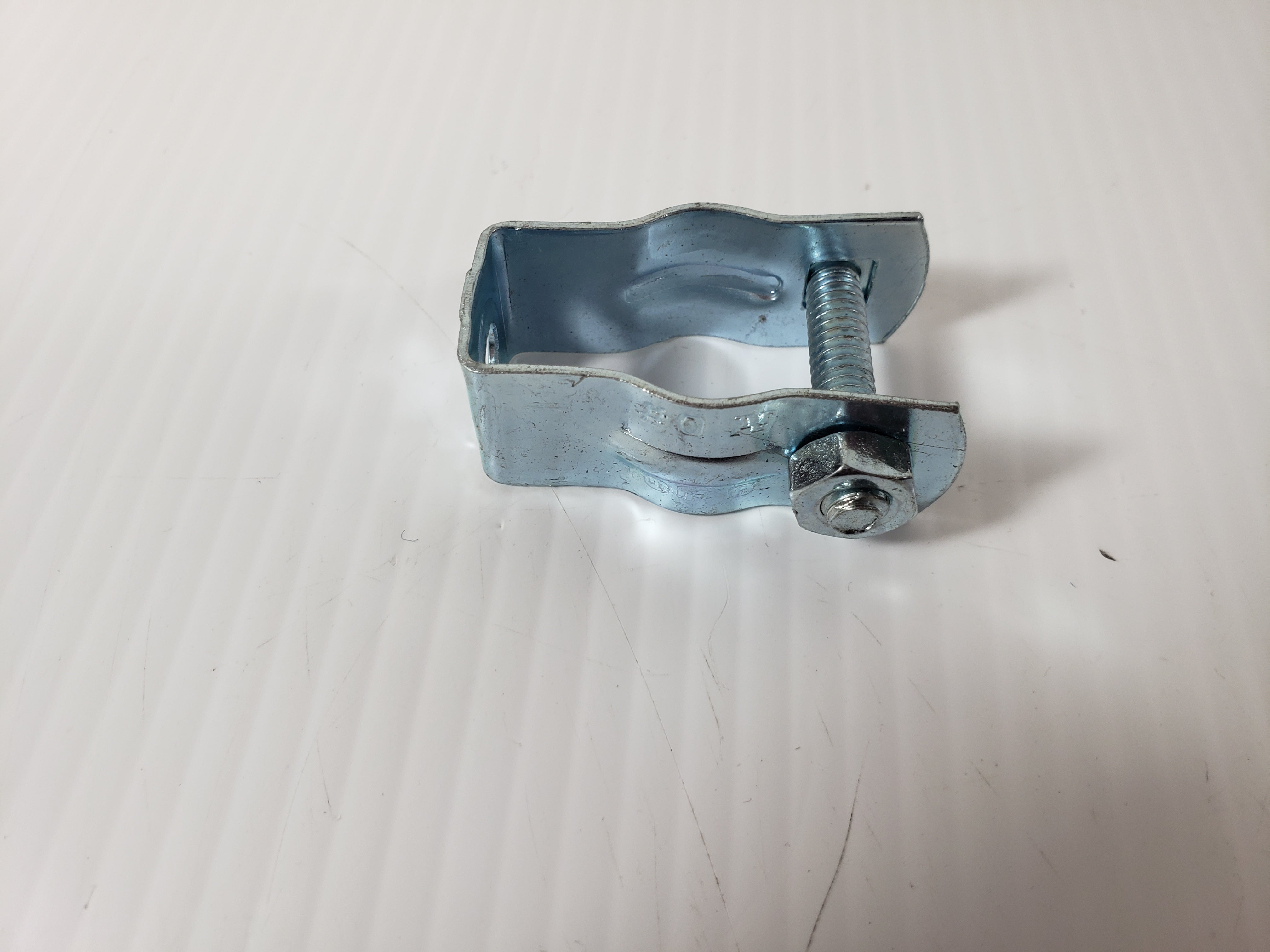 Conduit Hangers 1/2" (Lot of 7)