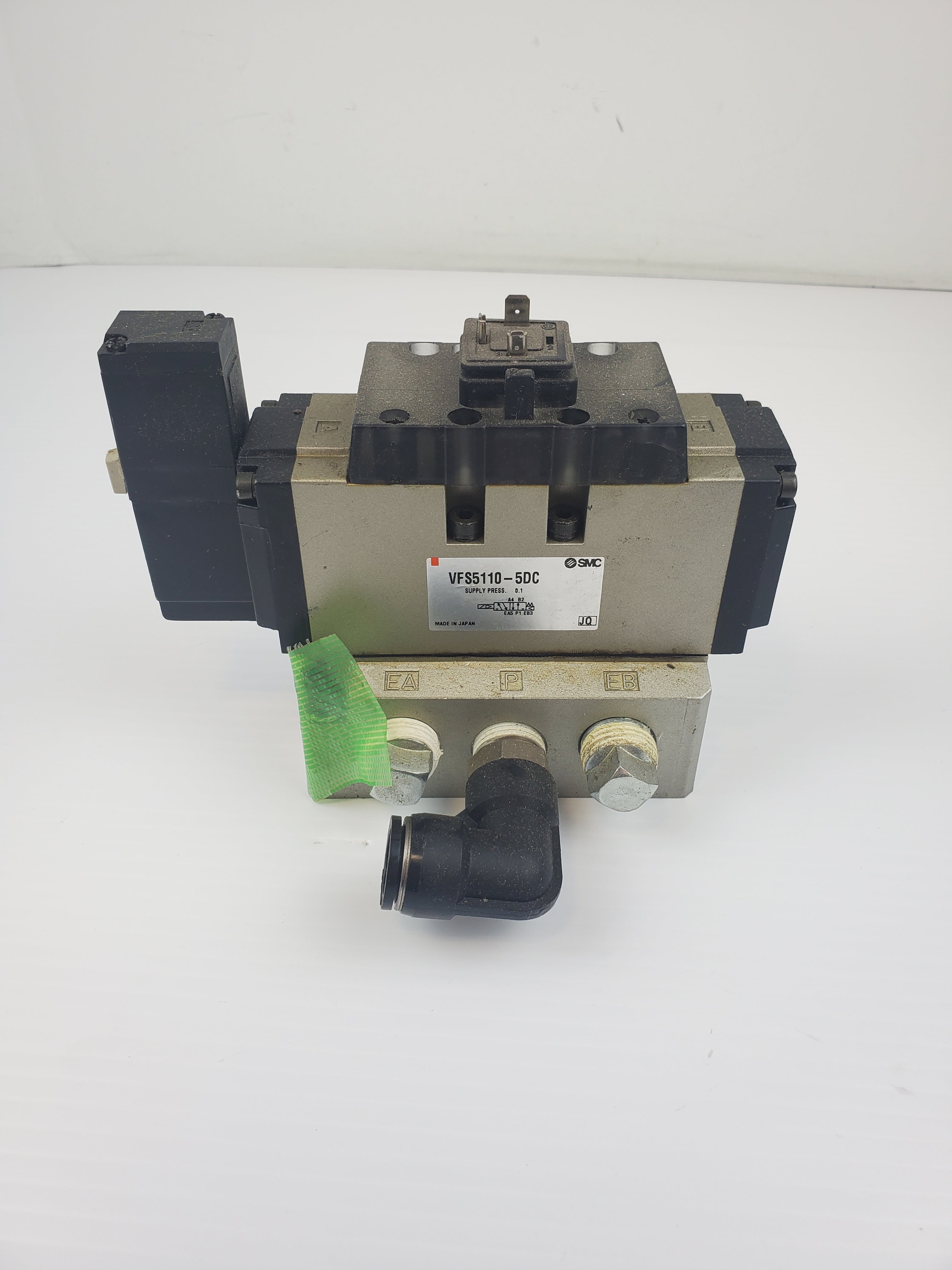 SMC VFS5110-5DC Solenoid Valve