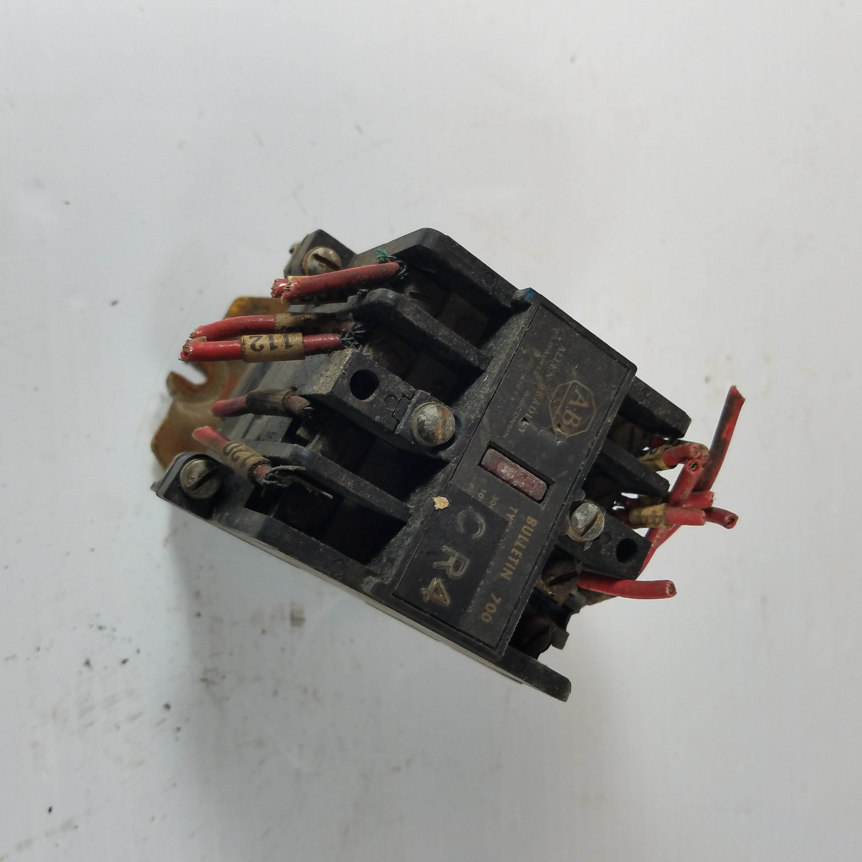 Allen-Bradley 700-N400A1 Control Relay