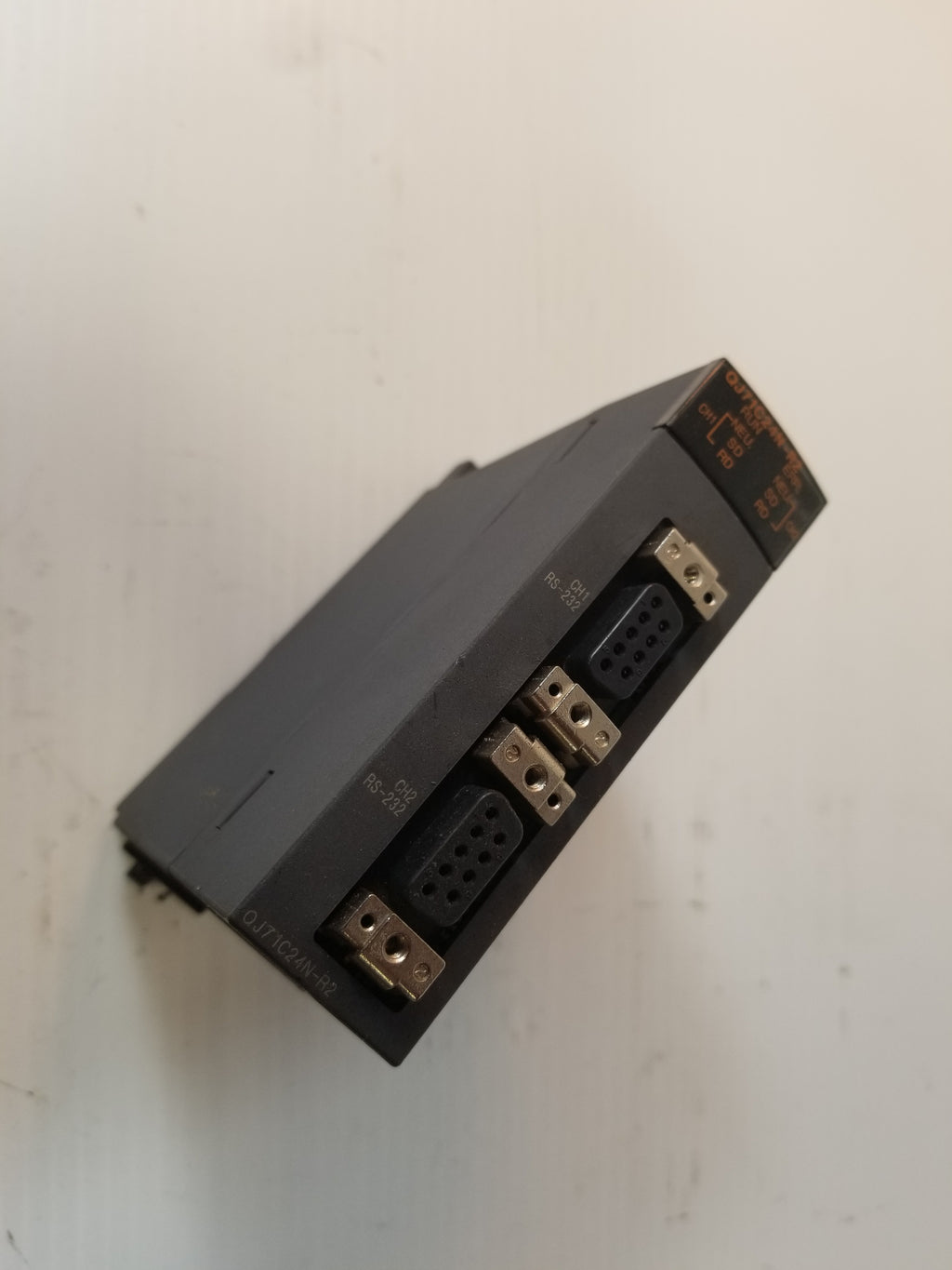 Mitsubishi QJ71C24N-R2 RS-232 Serial Communication Module – Metal