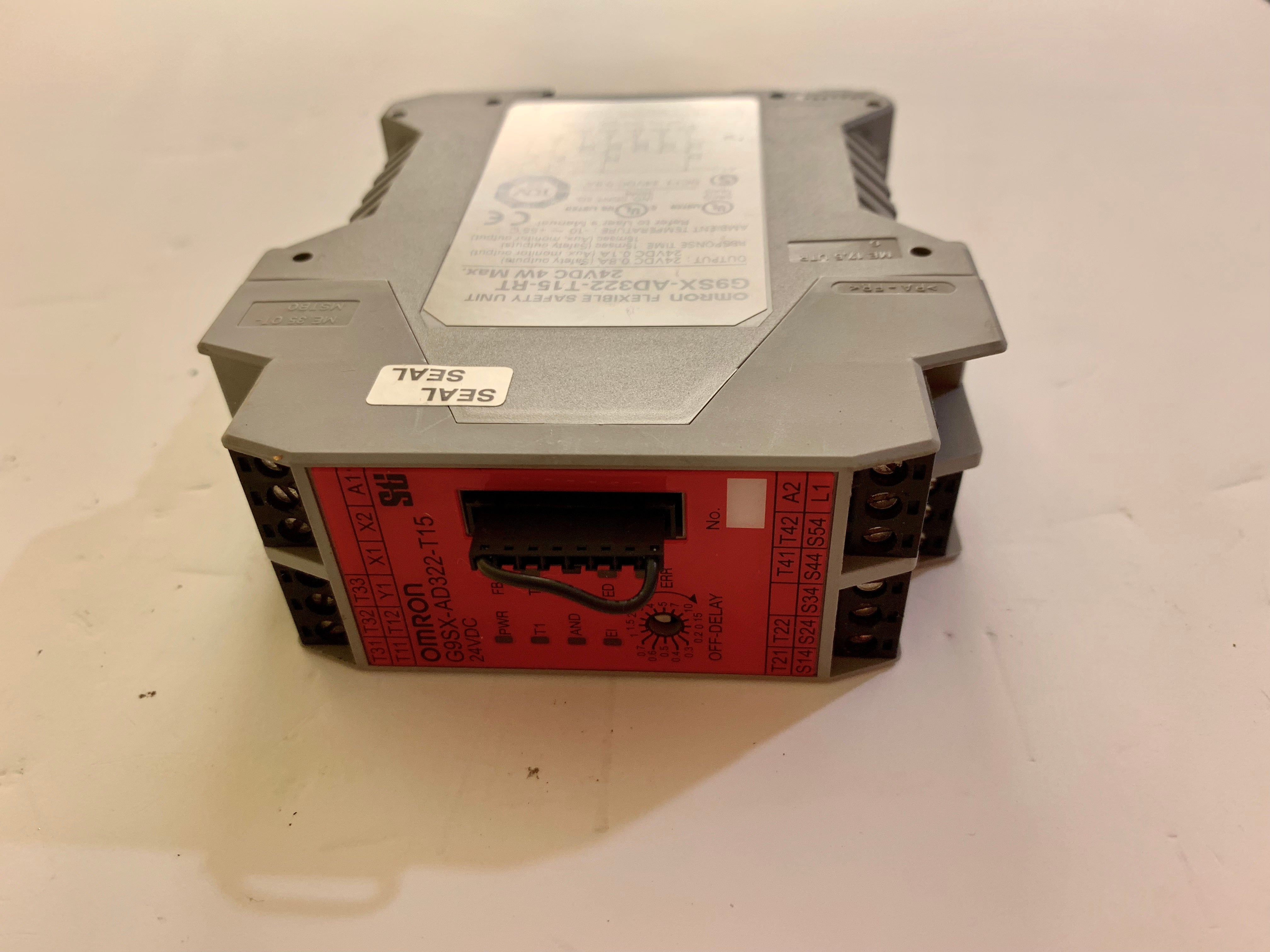 Omron G9SX-AD322-T15-RT Flexible Safety Unit Relay 24VDC