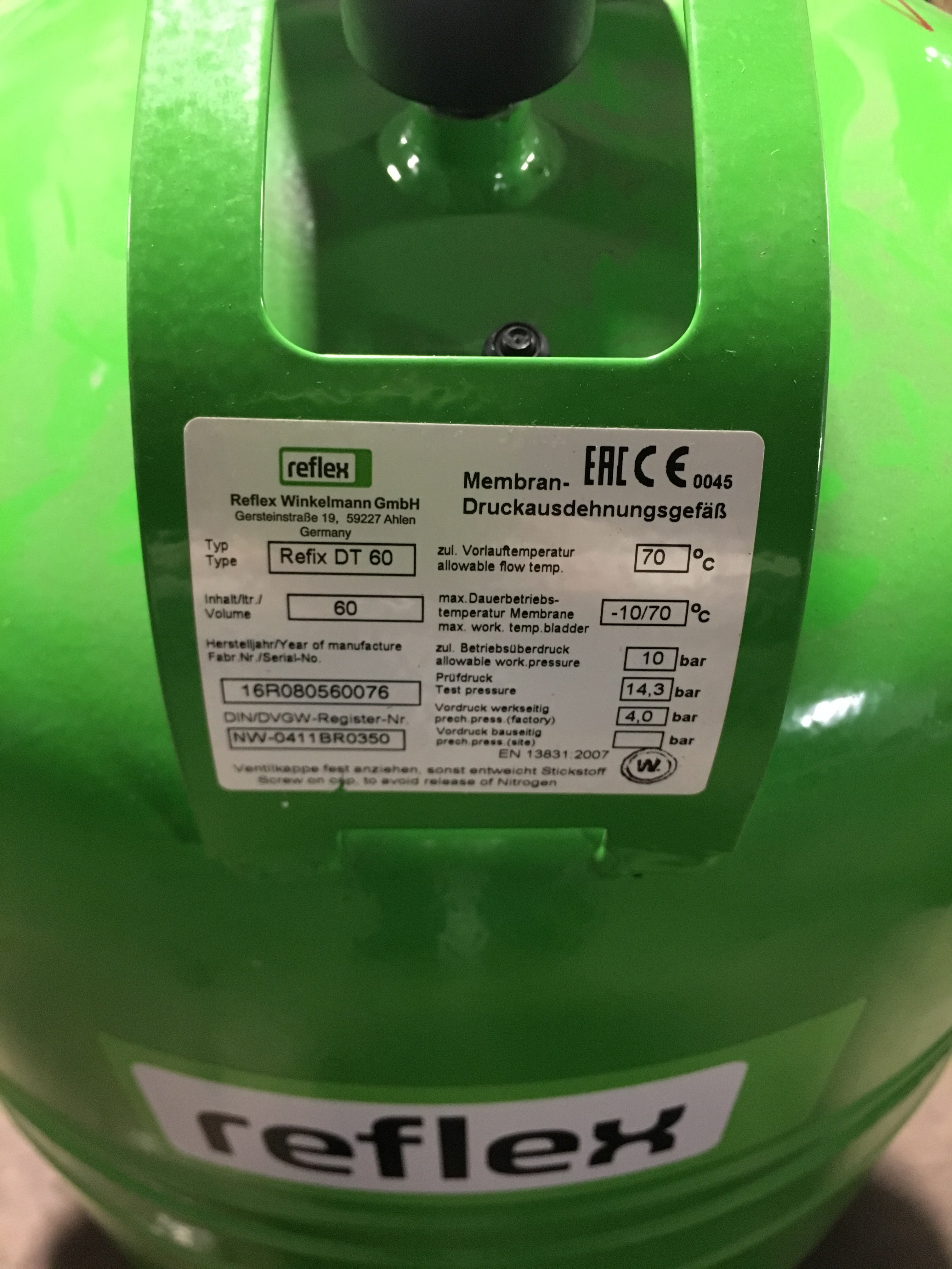 Reflex Refix DT 60 Flow Through Vessel 14,3 bar