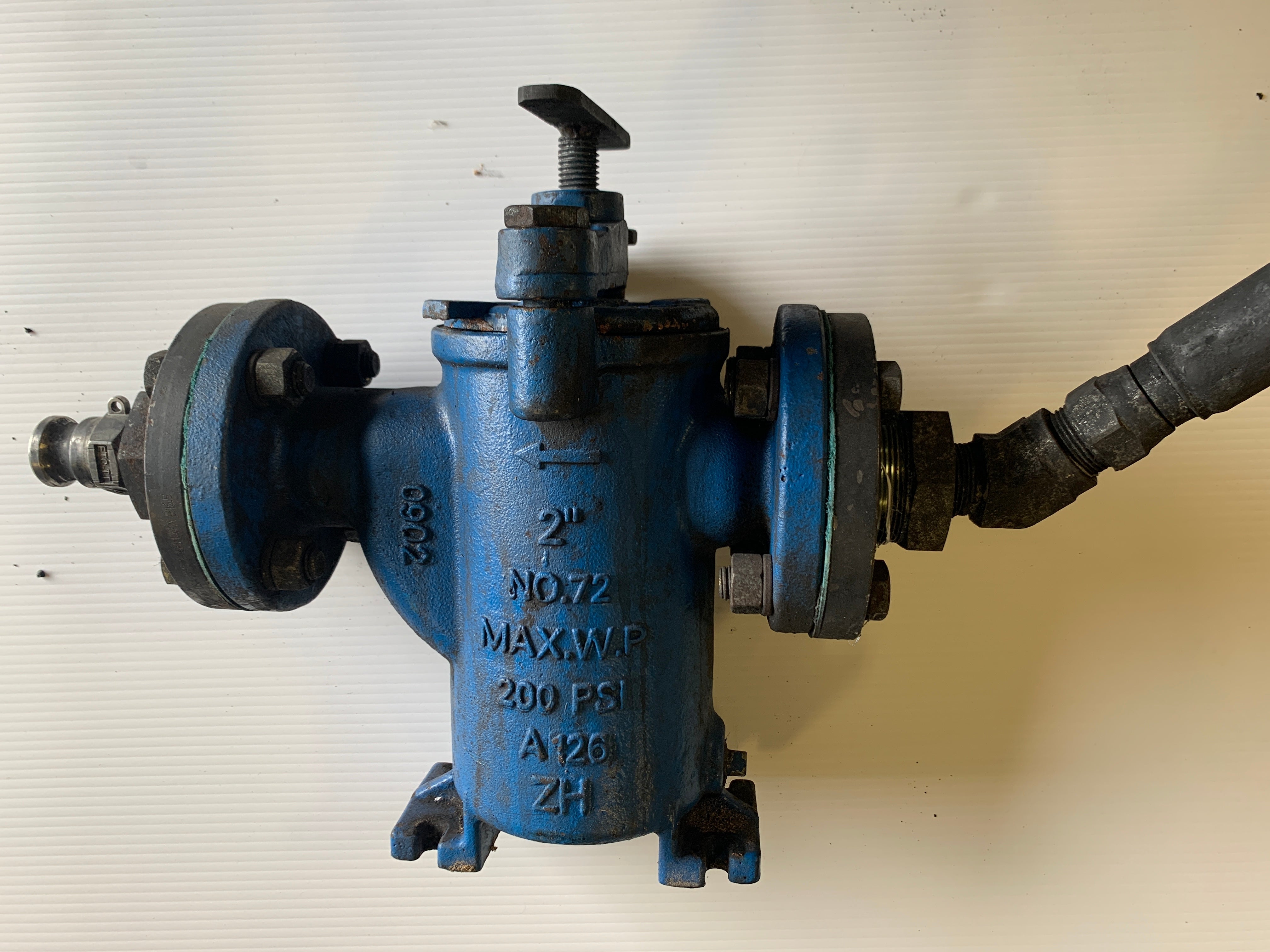 Eaton ST2640200F4 Valve No. 72 2" 200 PSI A126 ZH