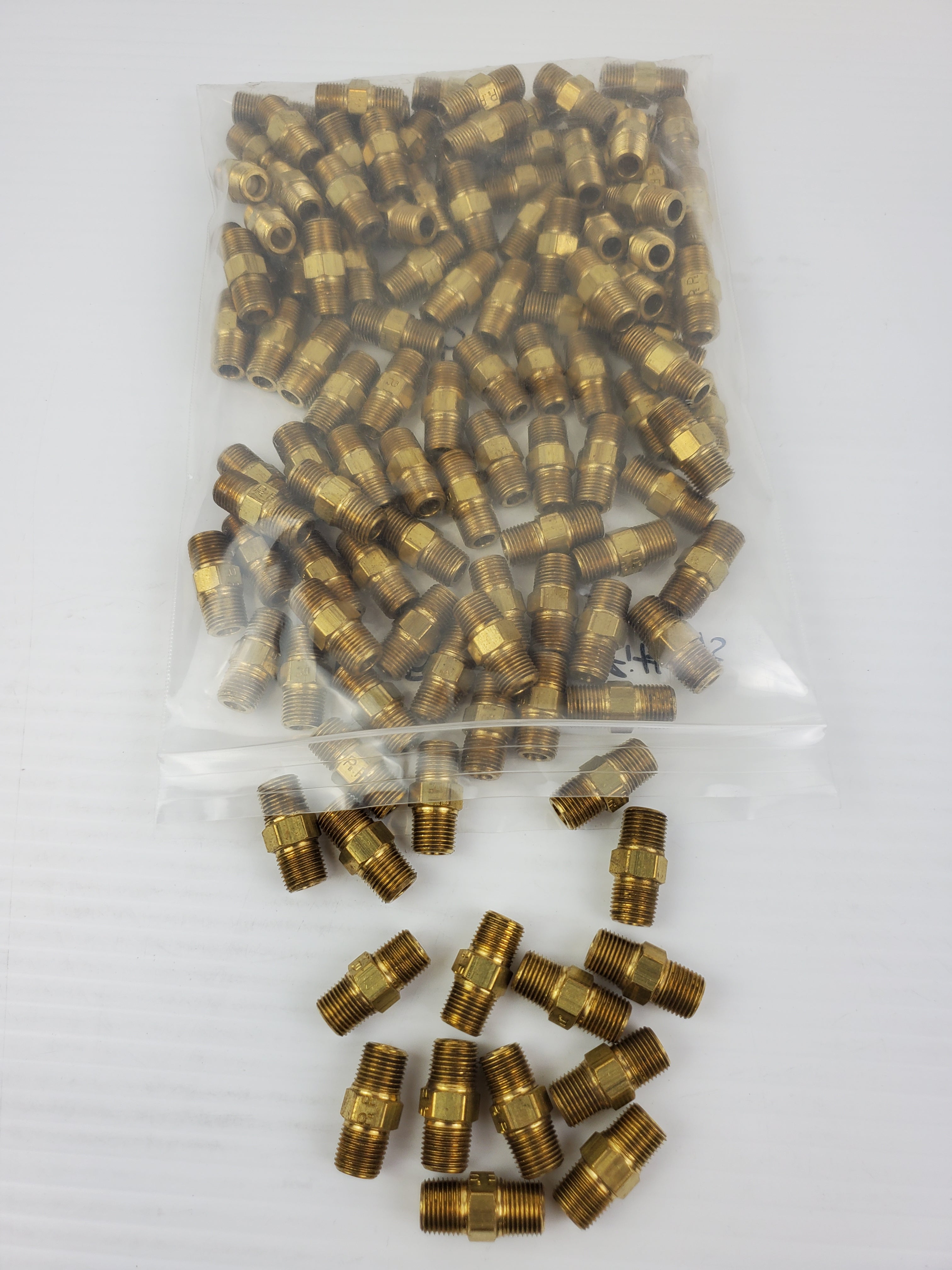 Hex Nipple Brass Pipe Fitting 0.4" - Lot of 115