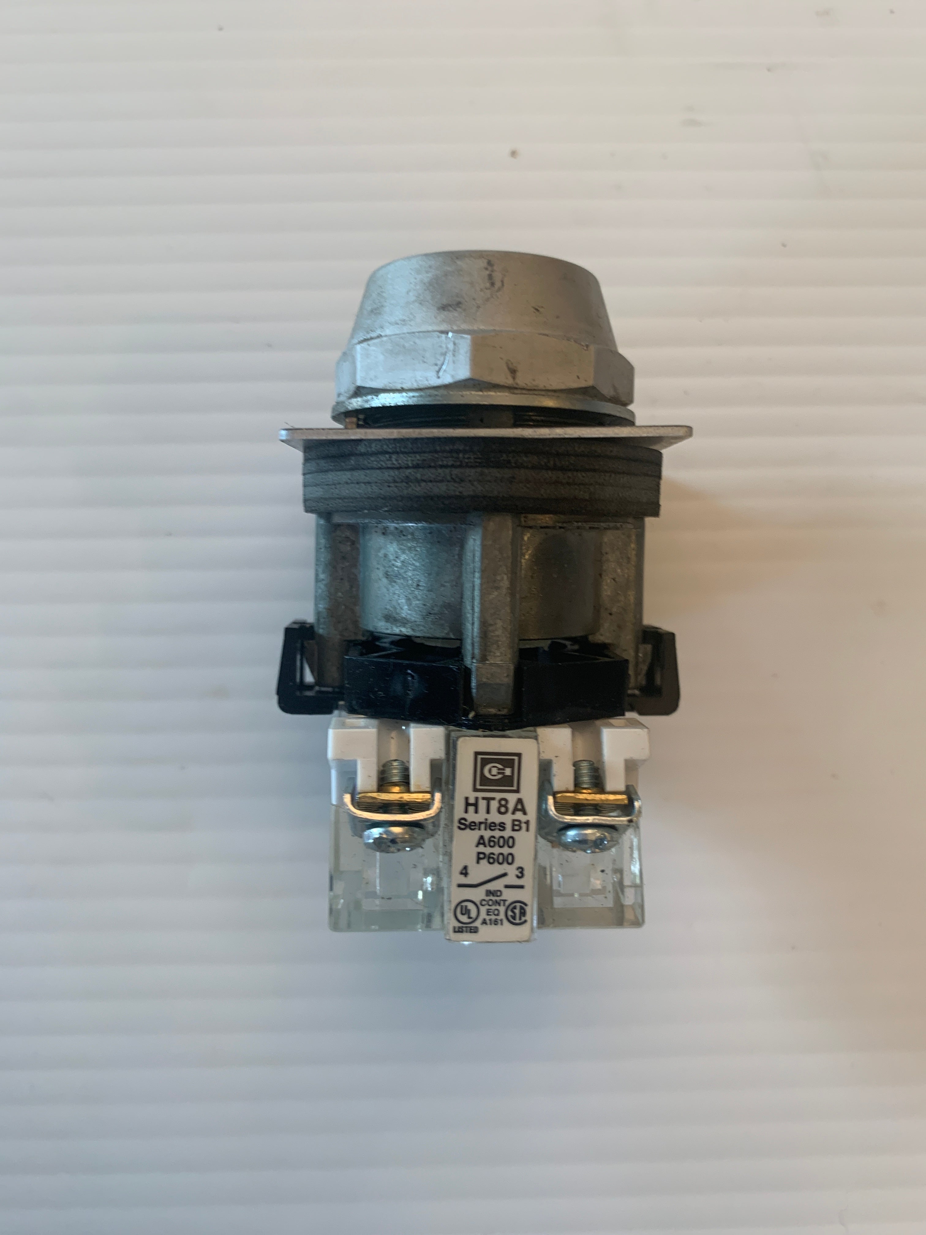 Cutler-Hammer Black Pushbutton HT8A Series B1 A600 P600