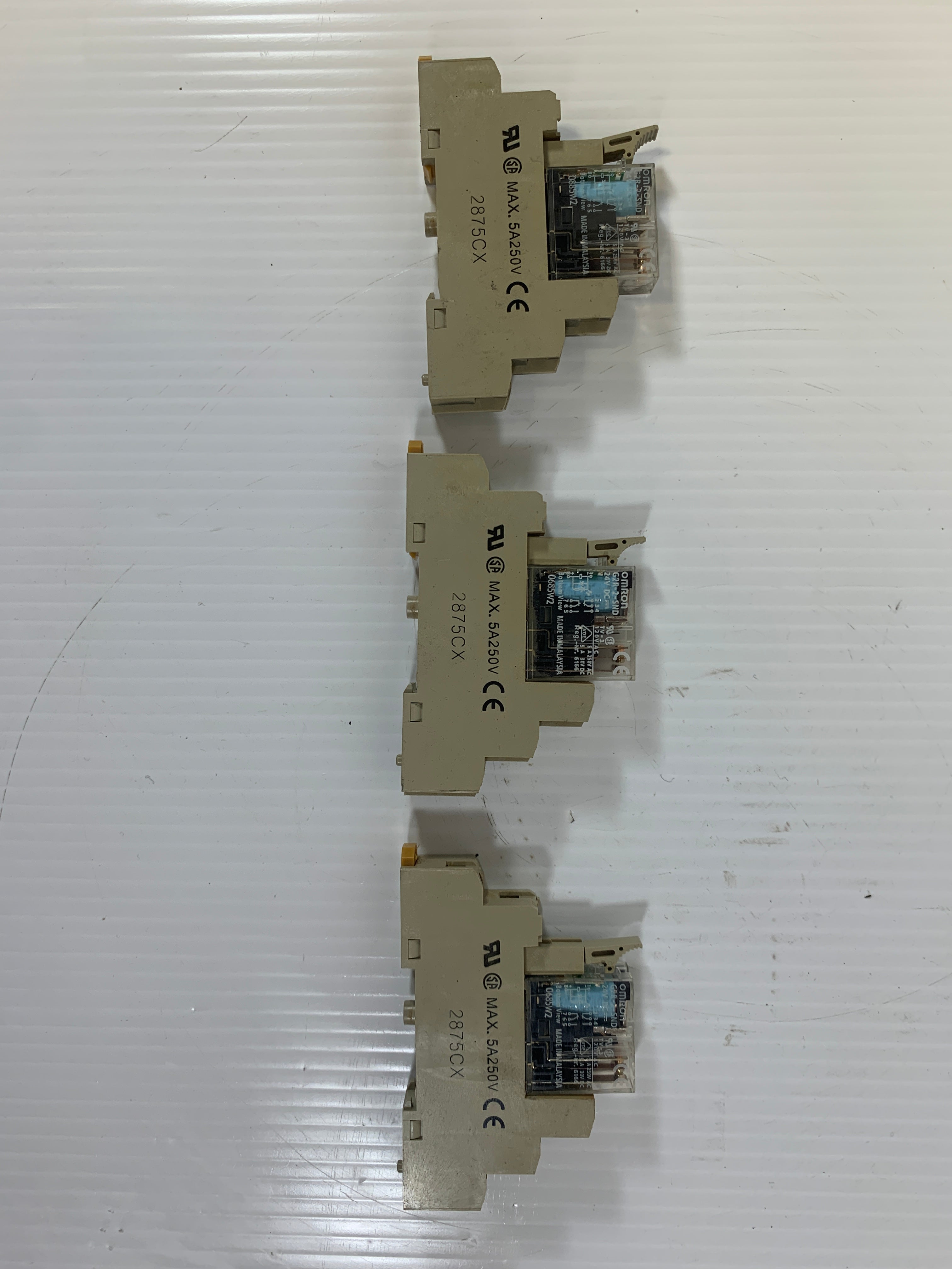 Omron Coil Relay G2R-2-SND 24 VDC Lot of 3