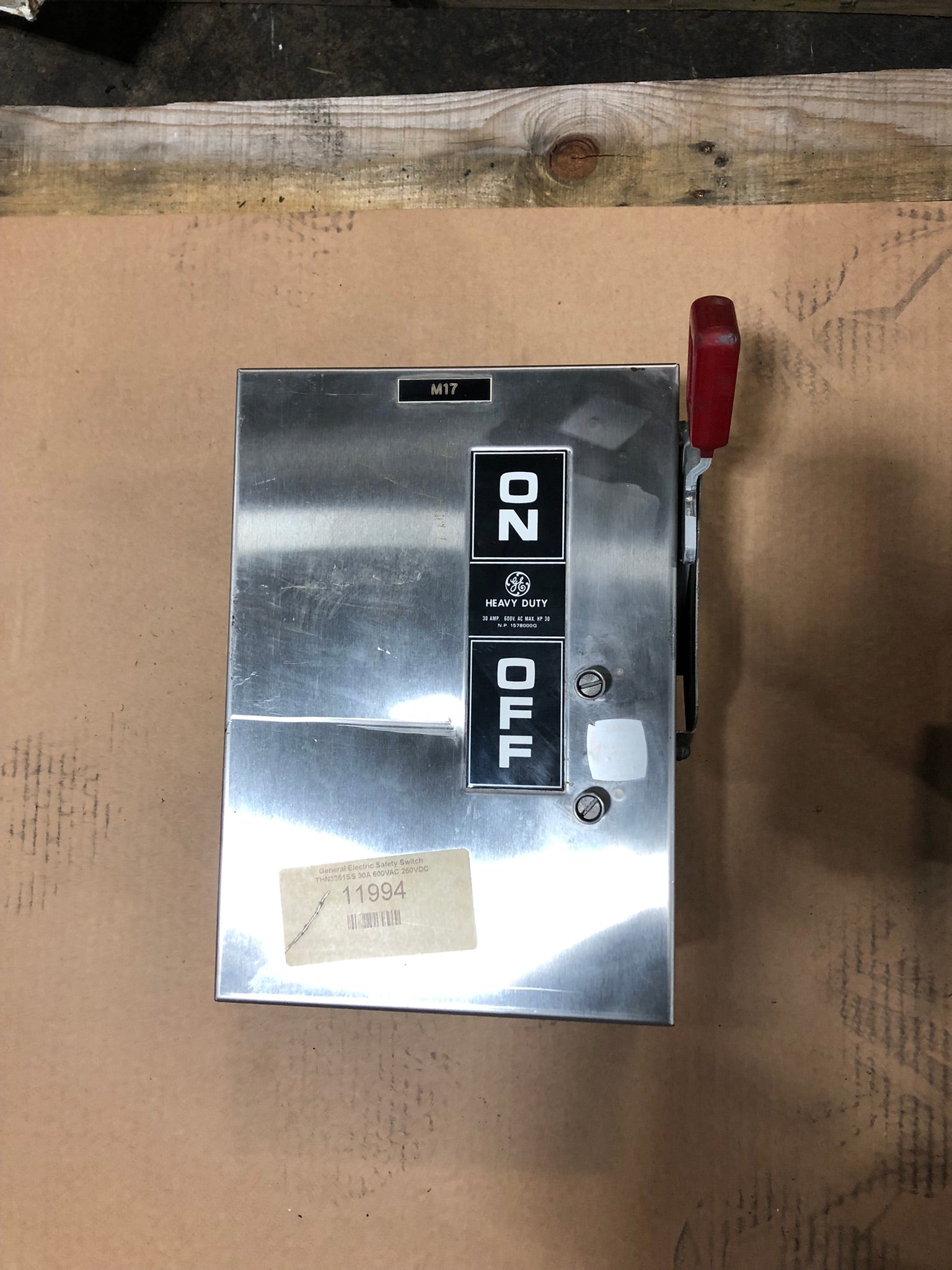 General Electric THN3361SS Safety Switch 30A 600VAC 250VDC
