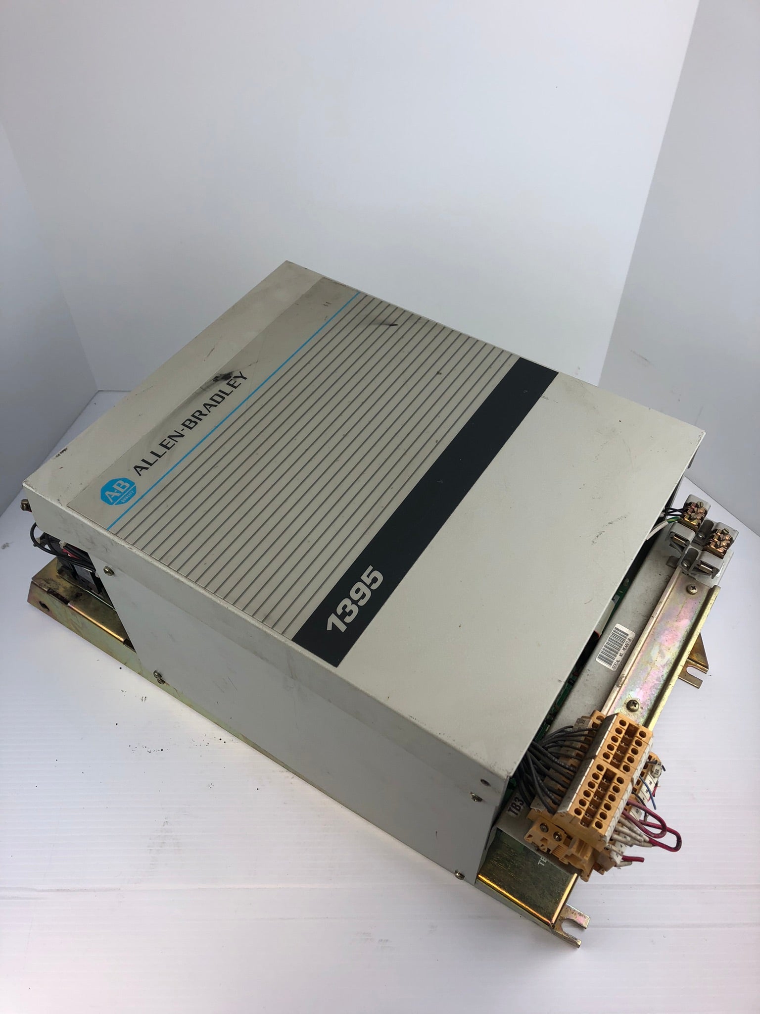 Allen-Bradley 1395-B69-C1-P50 Series B Bulletin 1395 DC Controller