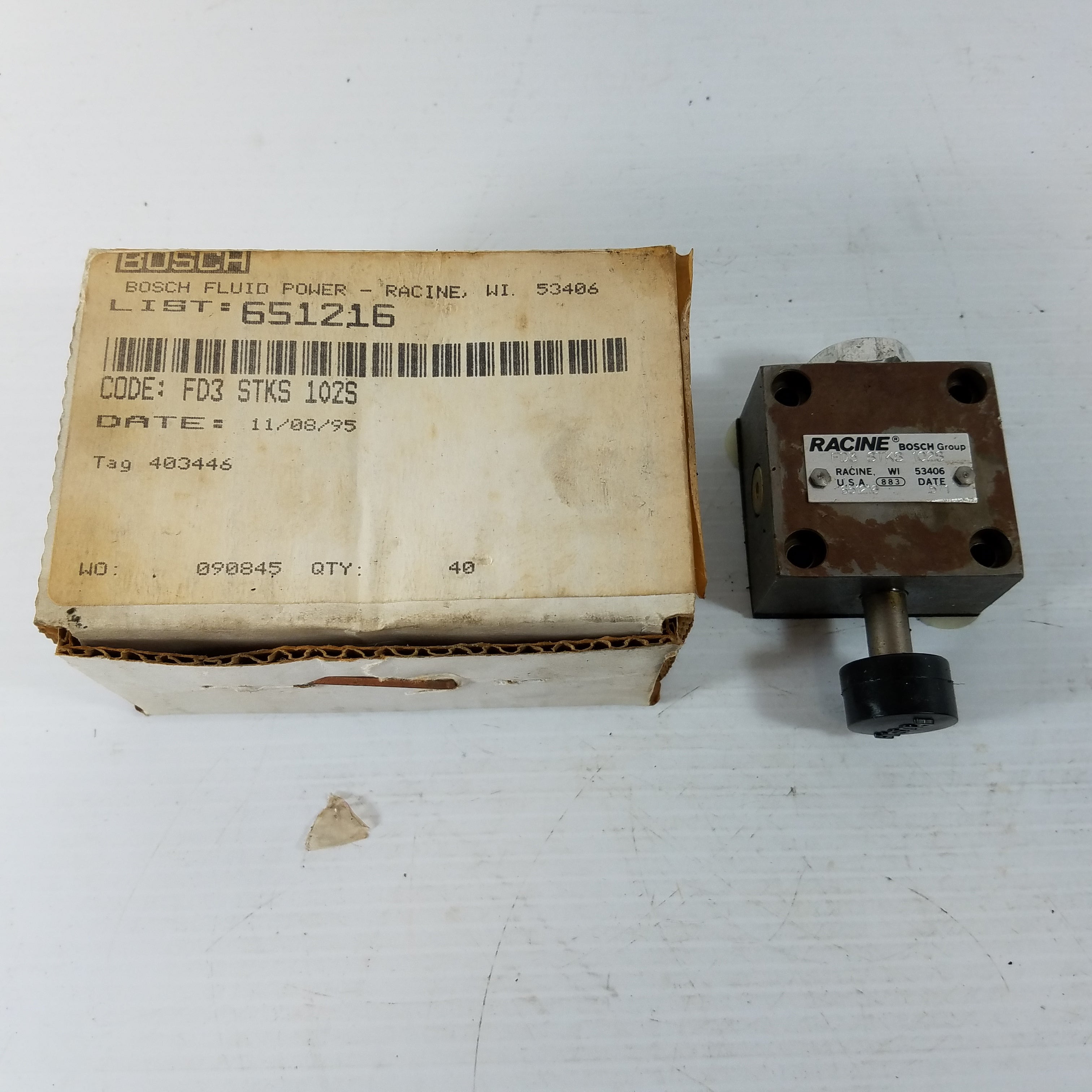 Racine Bosch 651216 Hydraulic Push-Button Valve