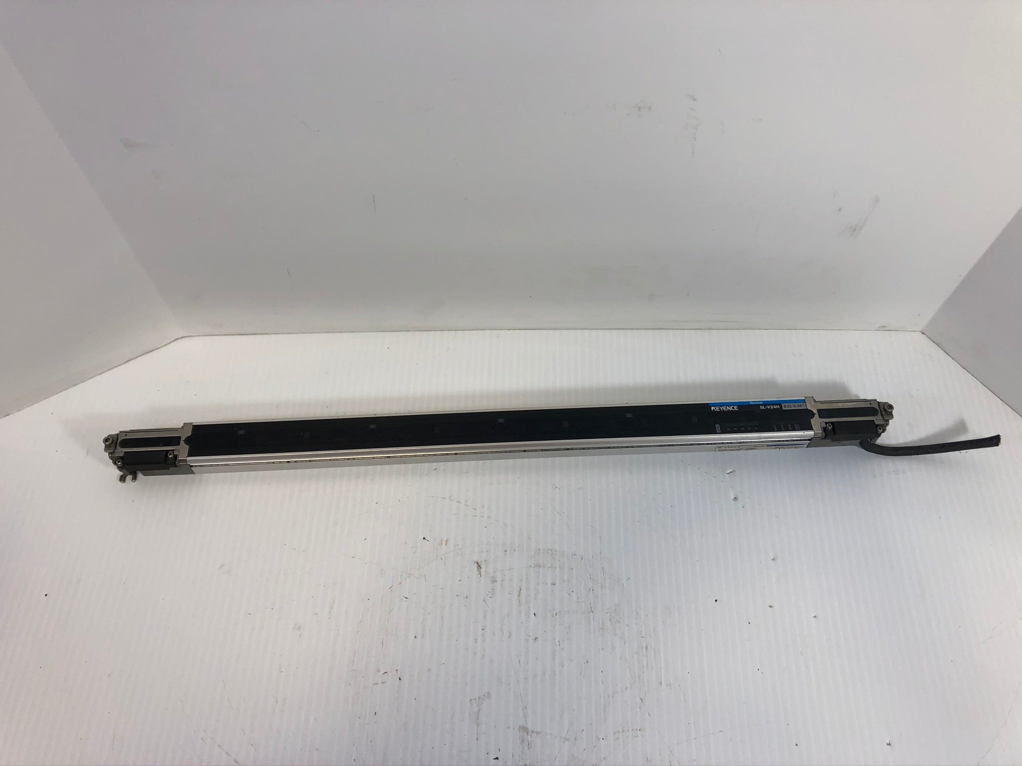 Keyence SL-V24H-R Type 4 Light Curtain Receiver