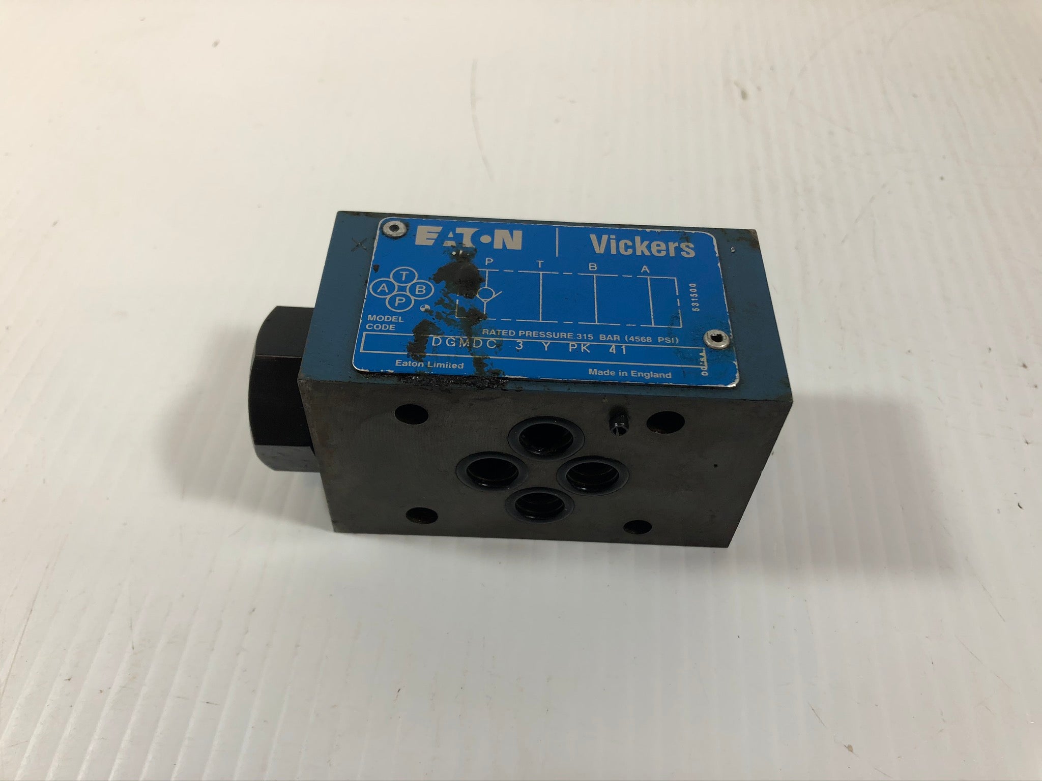 Eaton Vickers DGMDC-3-Y-PK-41 Flow Control Valve