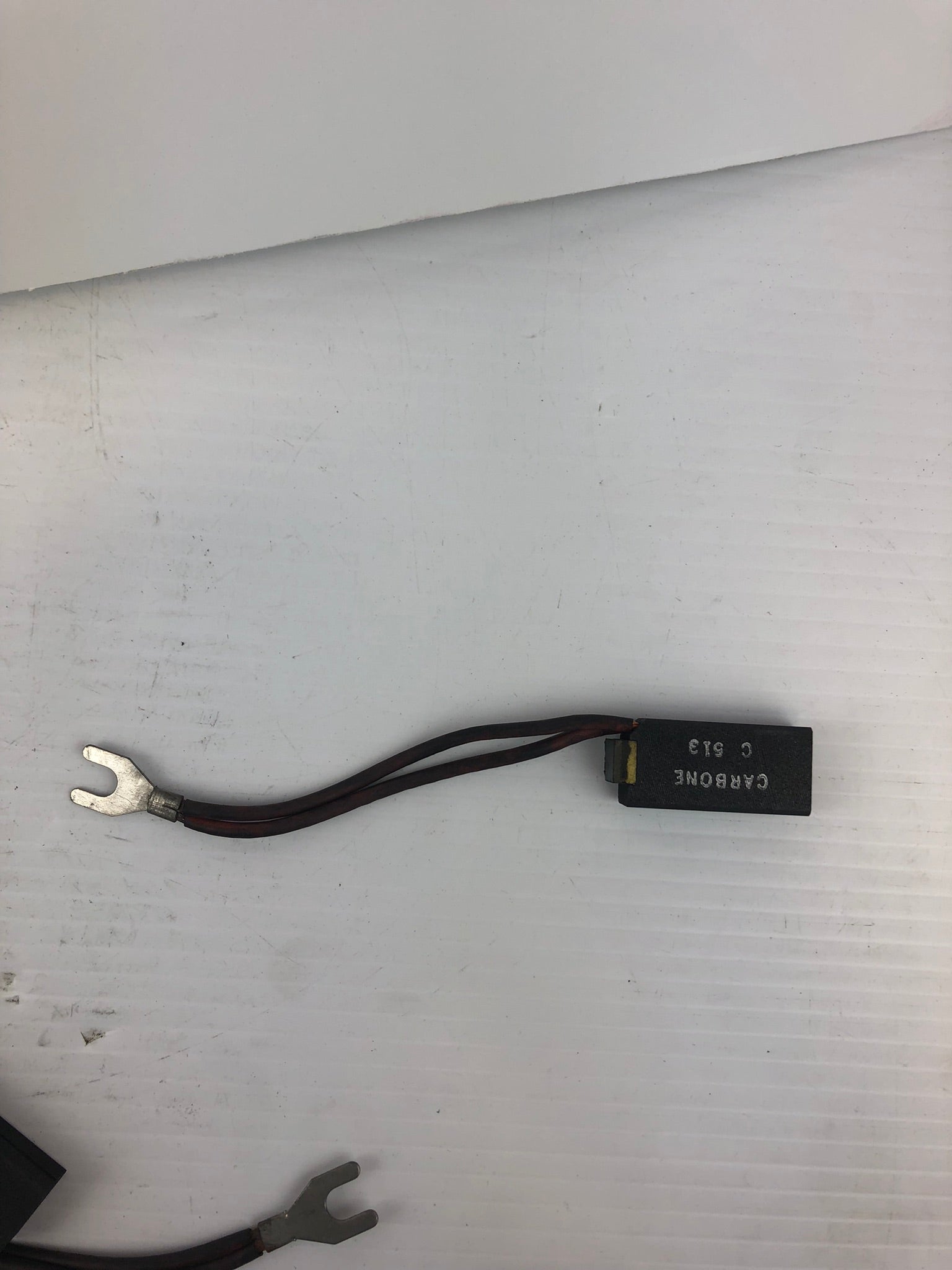 Carbone C513 Motor Brush (Lot of 4)