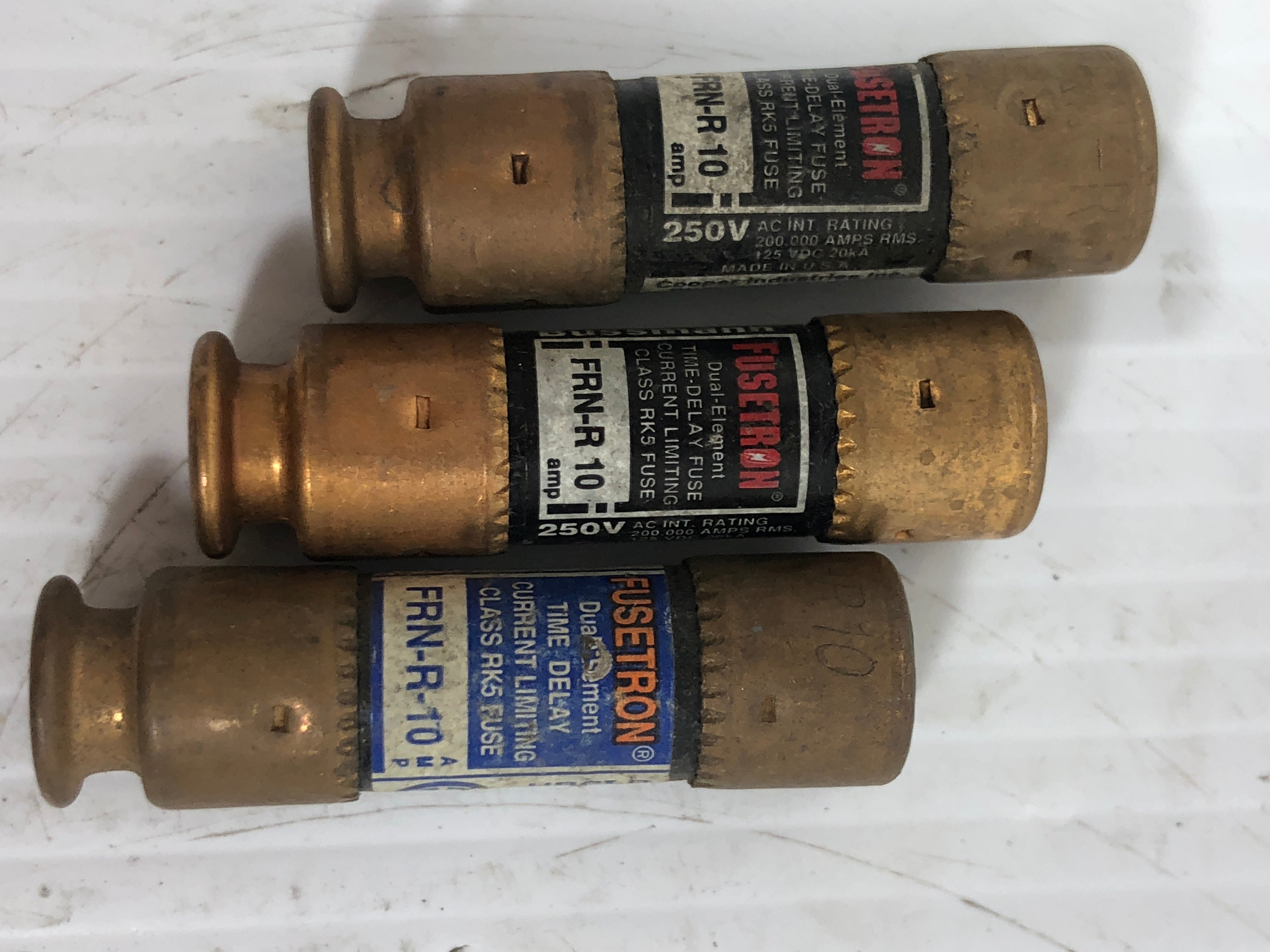 Buss Fusetron FRN-R-10 Fuse - Lot of 3