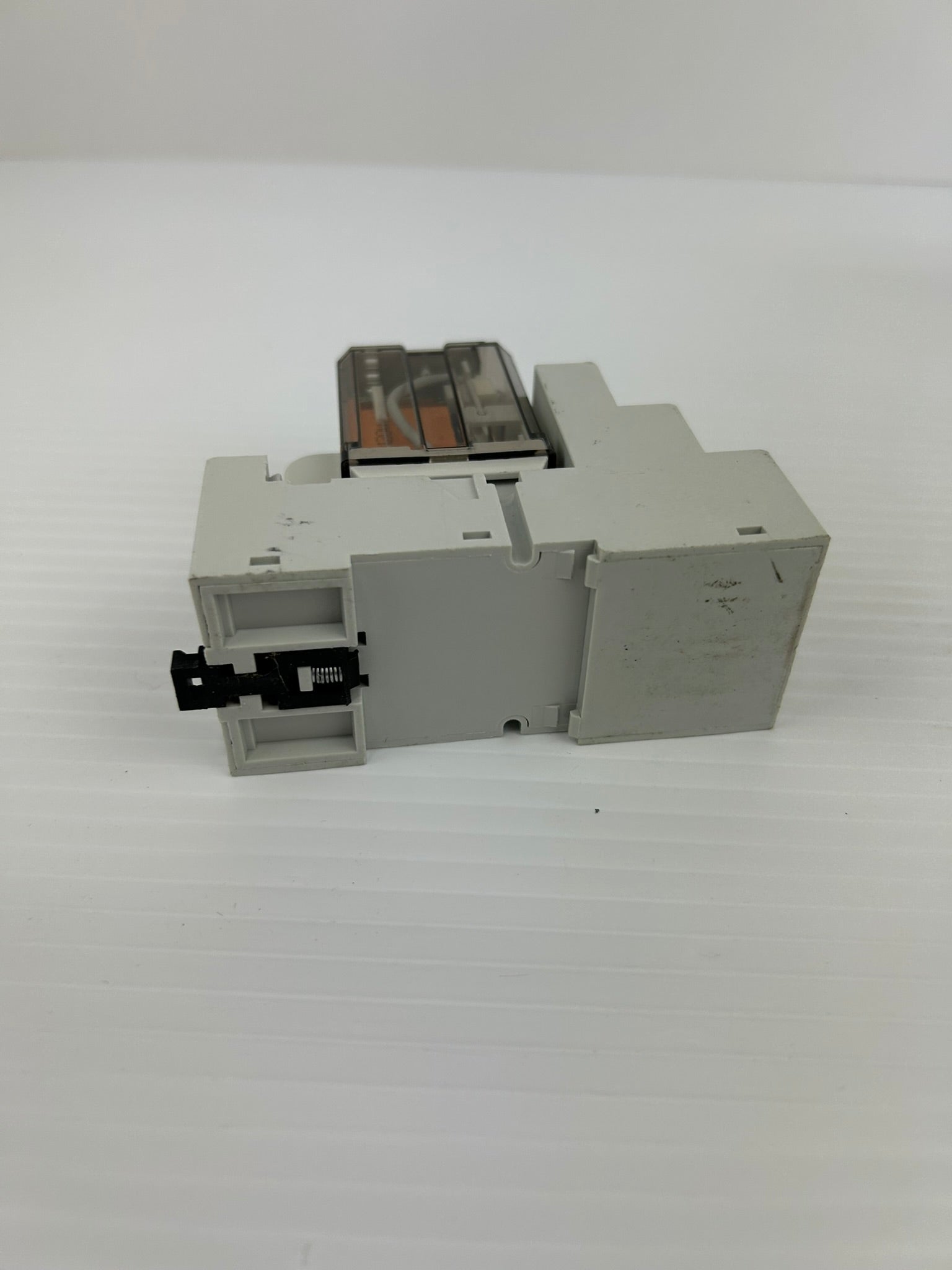 Allen Bradley 700-HB33A1-4 Relay Series A with Base 700-HN153 Series B