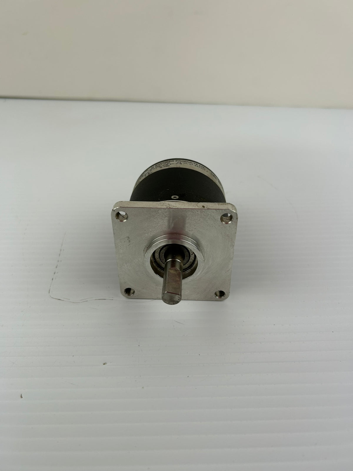 EPC Accu-Coder 725N-S-S-0500-Q-HV-1-F-N-EY-Y-N Rotary Encoder 3/8" 500 CPR
