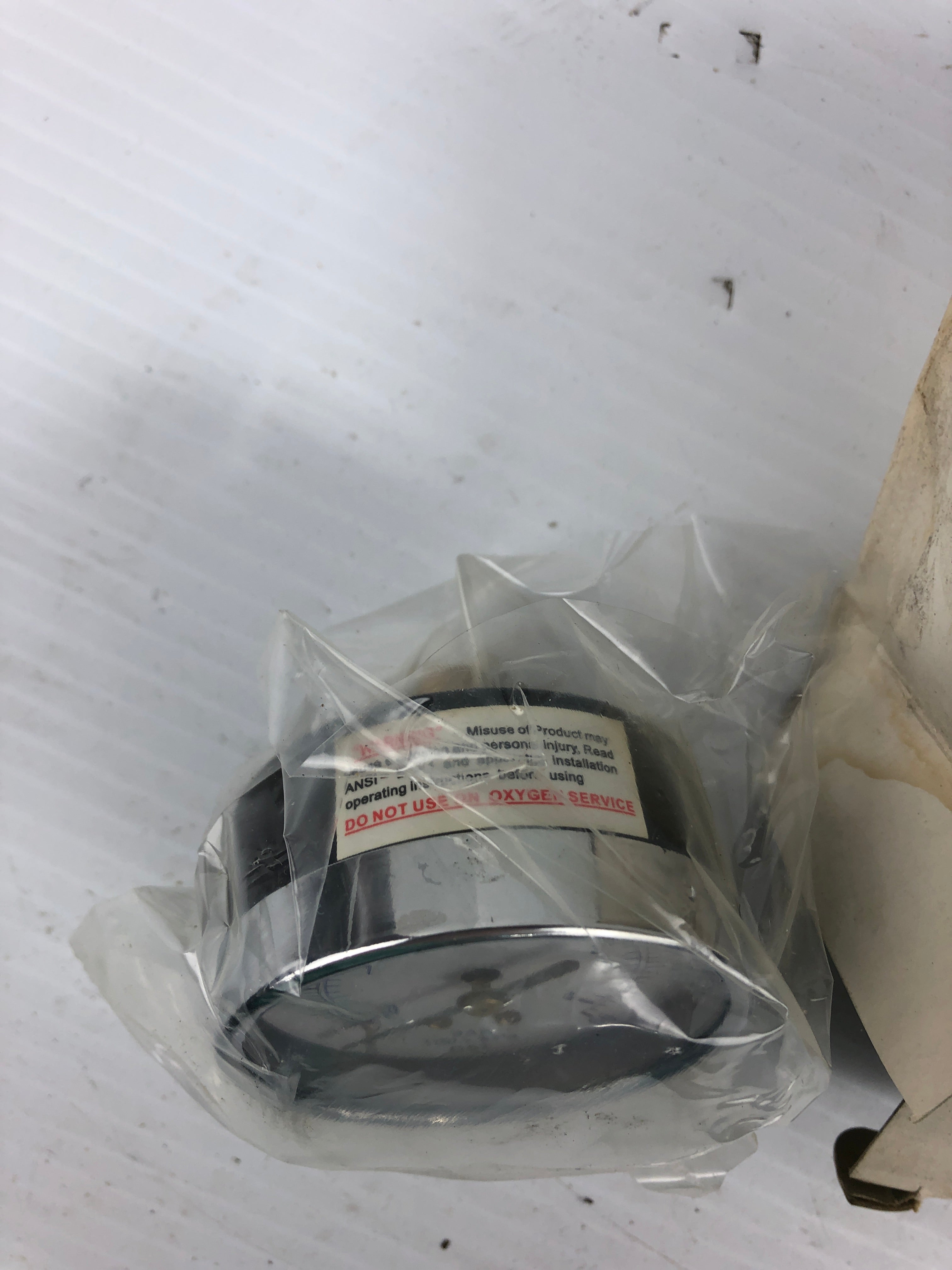 Universal Pressure Gauge 102D-254D 2-1/2" Dry 0-60 PSI 1/4" NPT