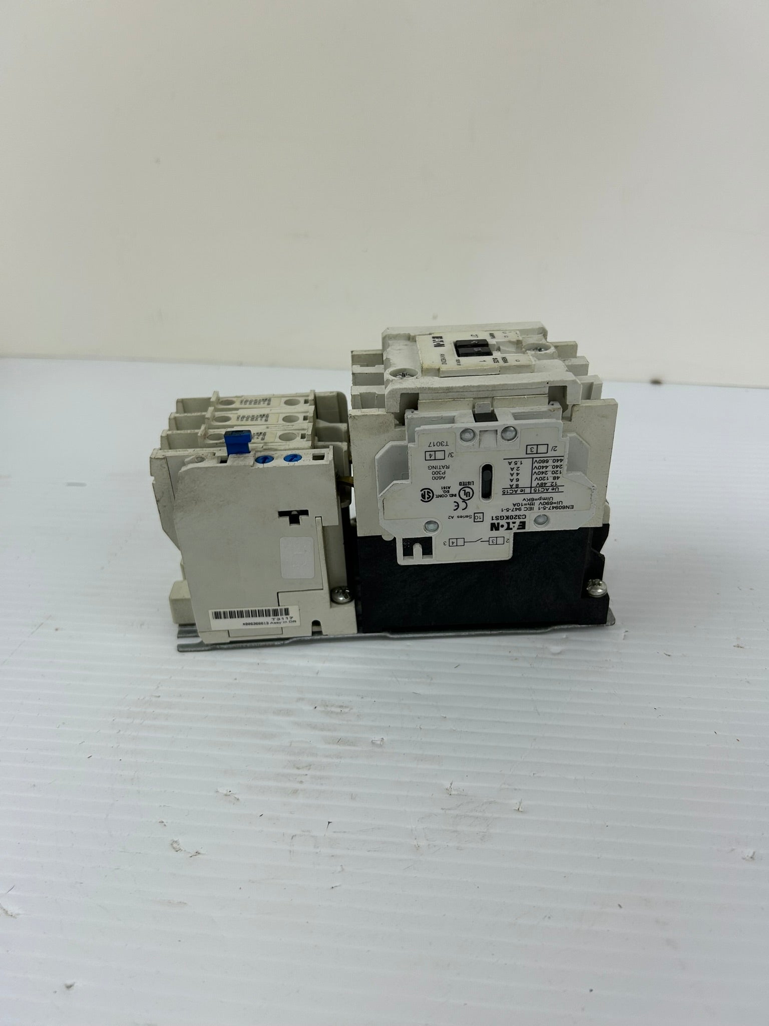 Eaton AN16DN0 Motor Starter Ser B1 & C320KGS1 Size 1 Contactor & C306GN3 Relay