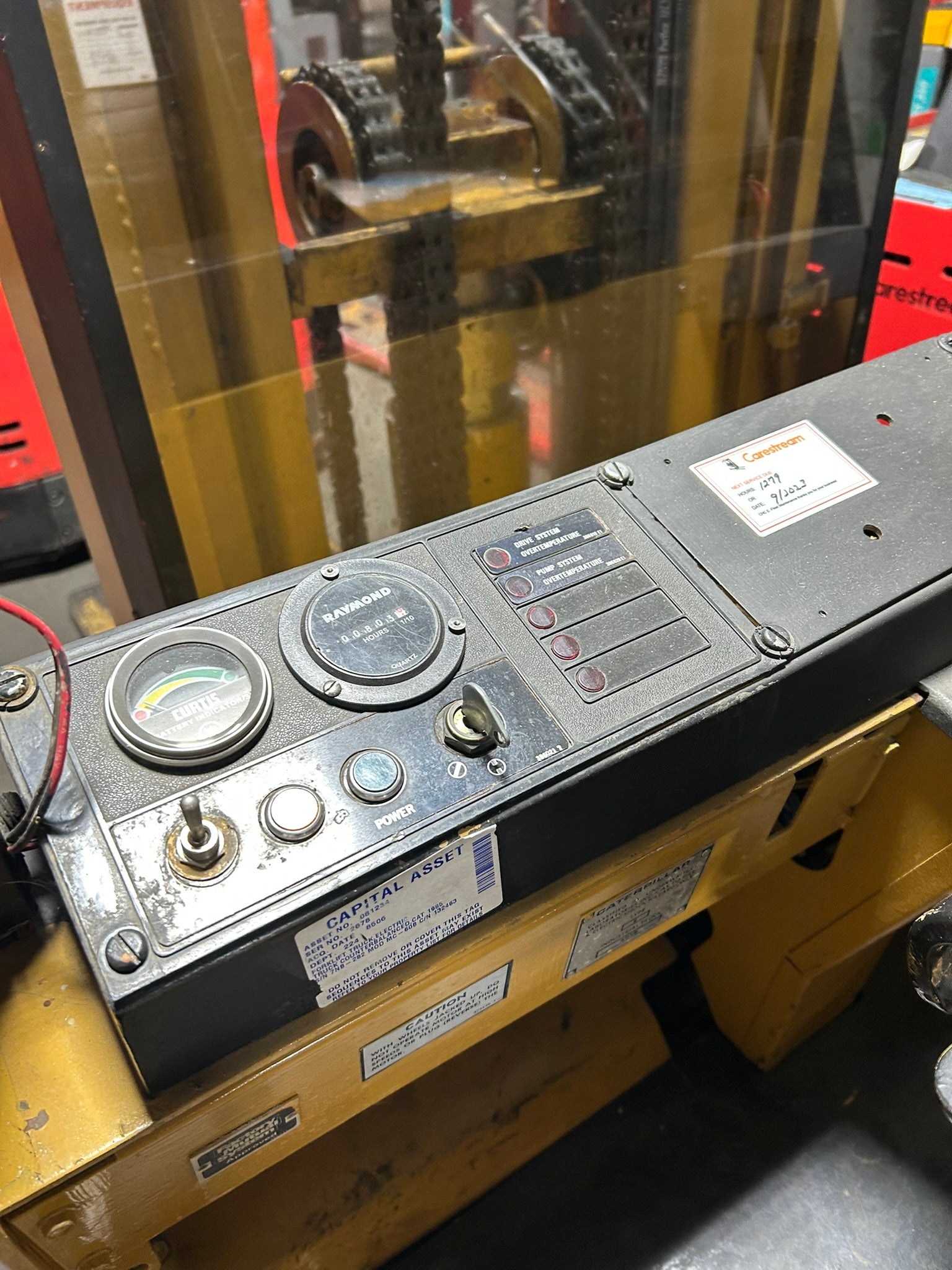 Caterpillar MC60B Electric Sit Down Forklift Truck 6000 Lb. Capacity 36V 803 Hrs