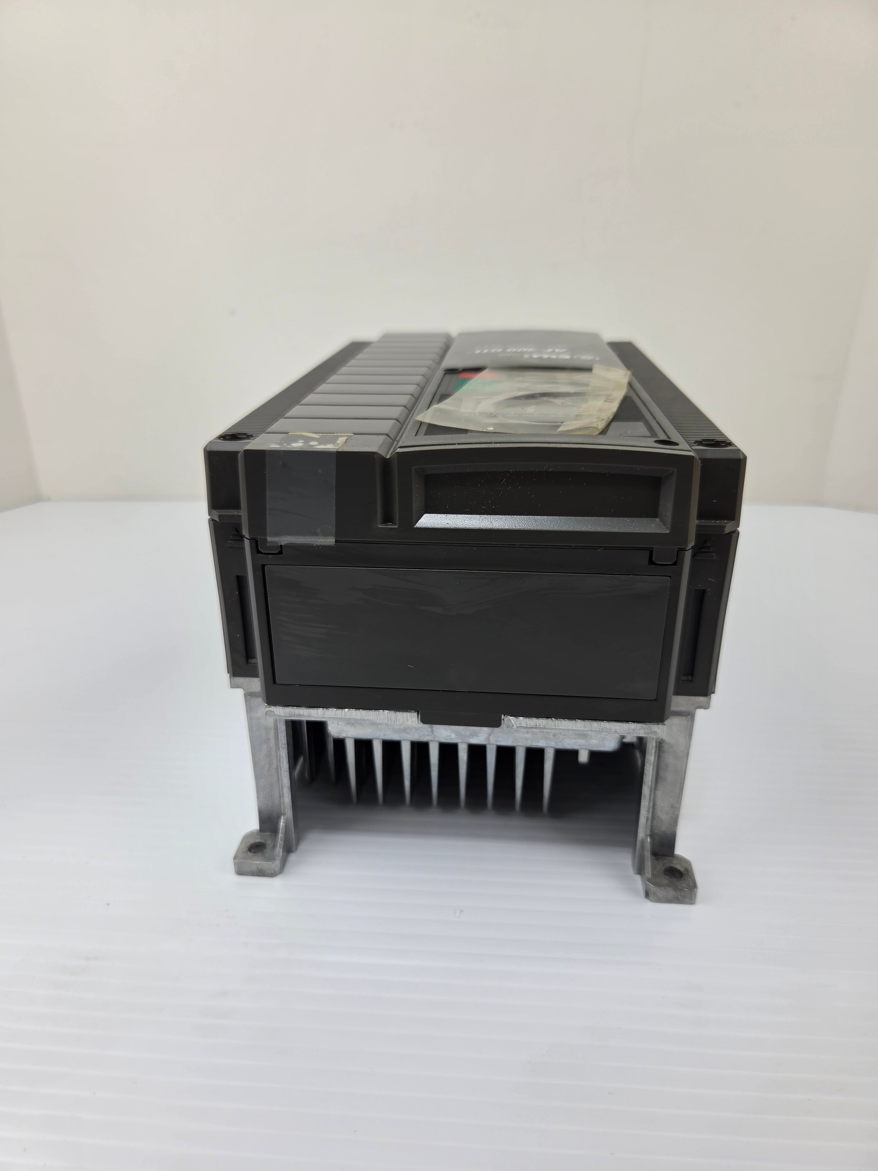 GE Fuji Electric AF-300G11 Variable Speed Drive 6KG1143003X1B1 3HP 3PH 460V