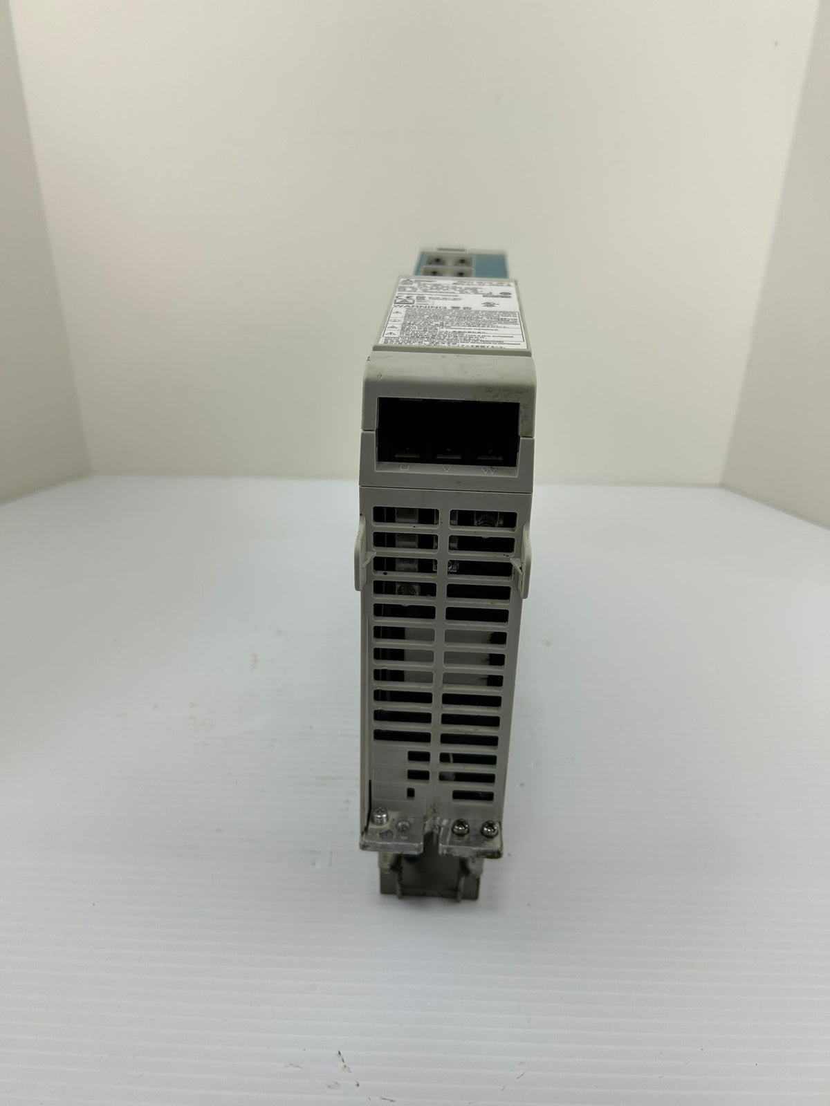 Mitsubishi MDS-C1-V2-2020-N Servo Drive Unit 2.0kW 155V 3PH CNC MDS-C1