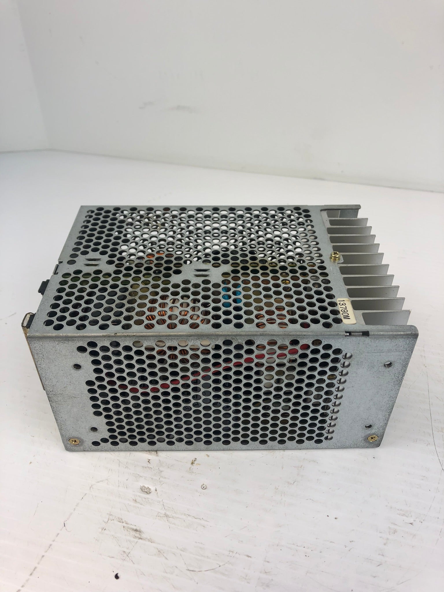 Omron S82J-30024 Power Supply