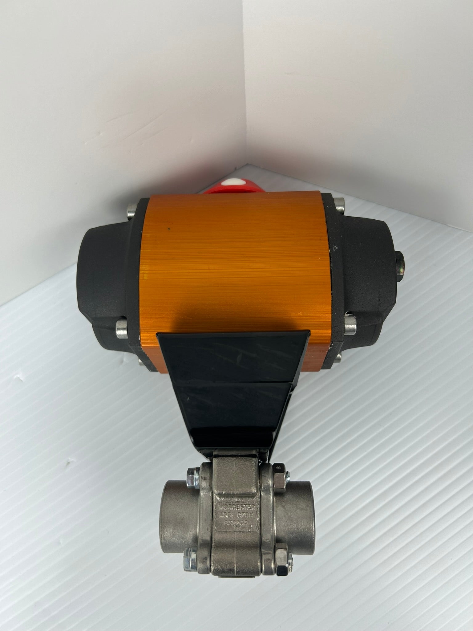Worcester Controls 1039SNR6 Pneumatic Actuator Ser 39 1/2B4466TSE Ball Valve