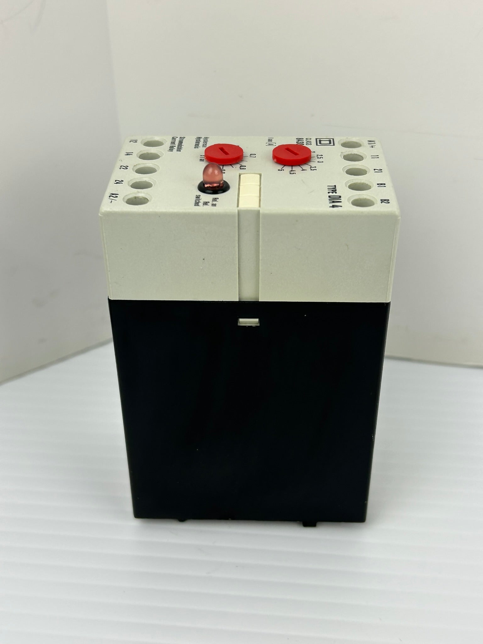 Square D DIA 4 Current Relay Series B Class 8430 110V 0,5-5A 50/60Hz