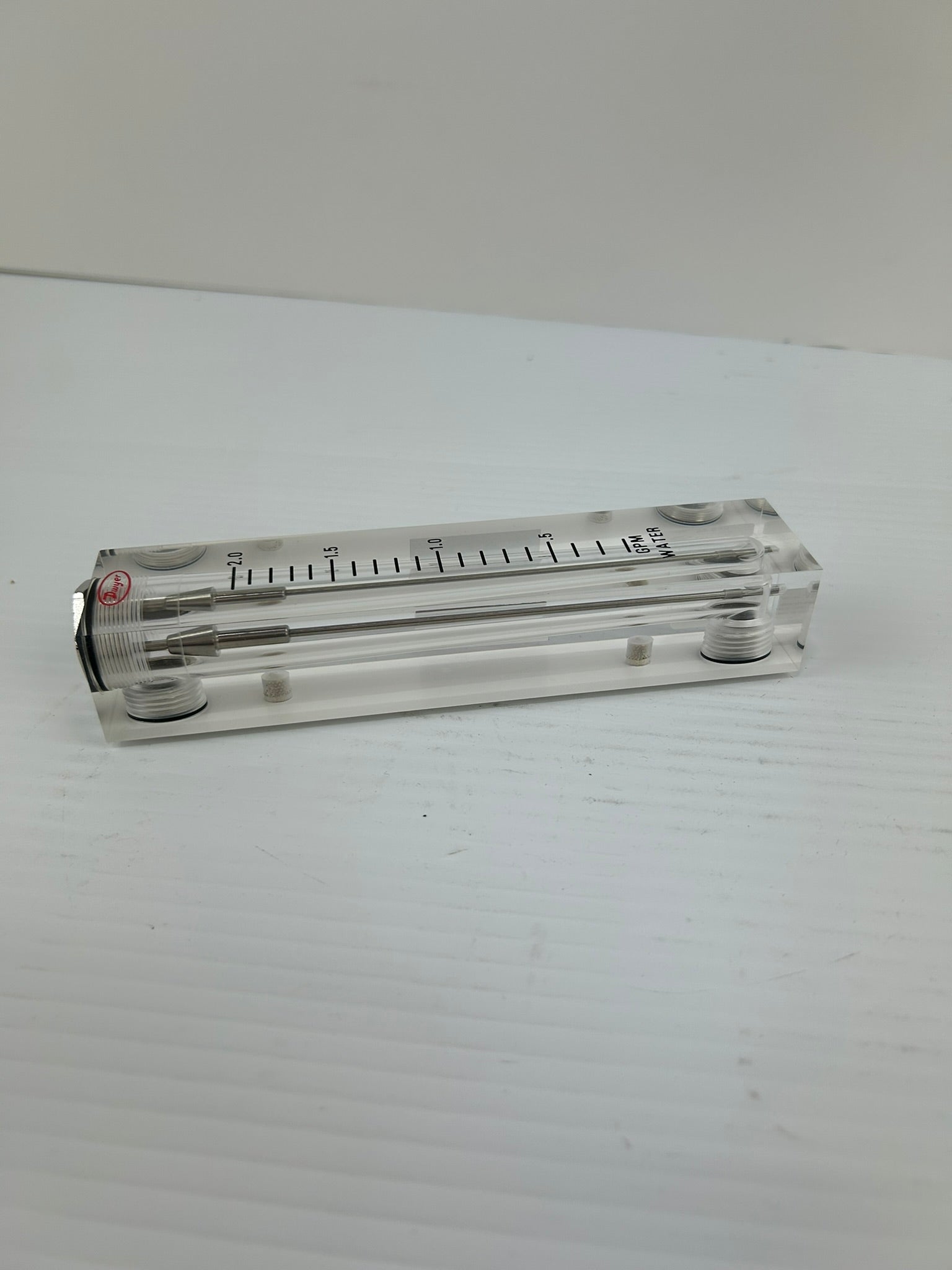 Dwyer VFB-85 Visi-Float Flowmeter 0.5-2.0 GPM Water
