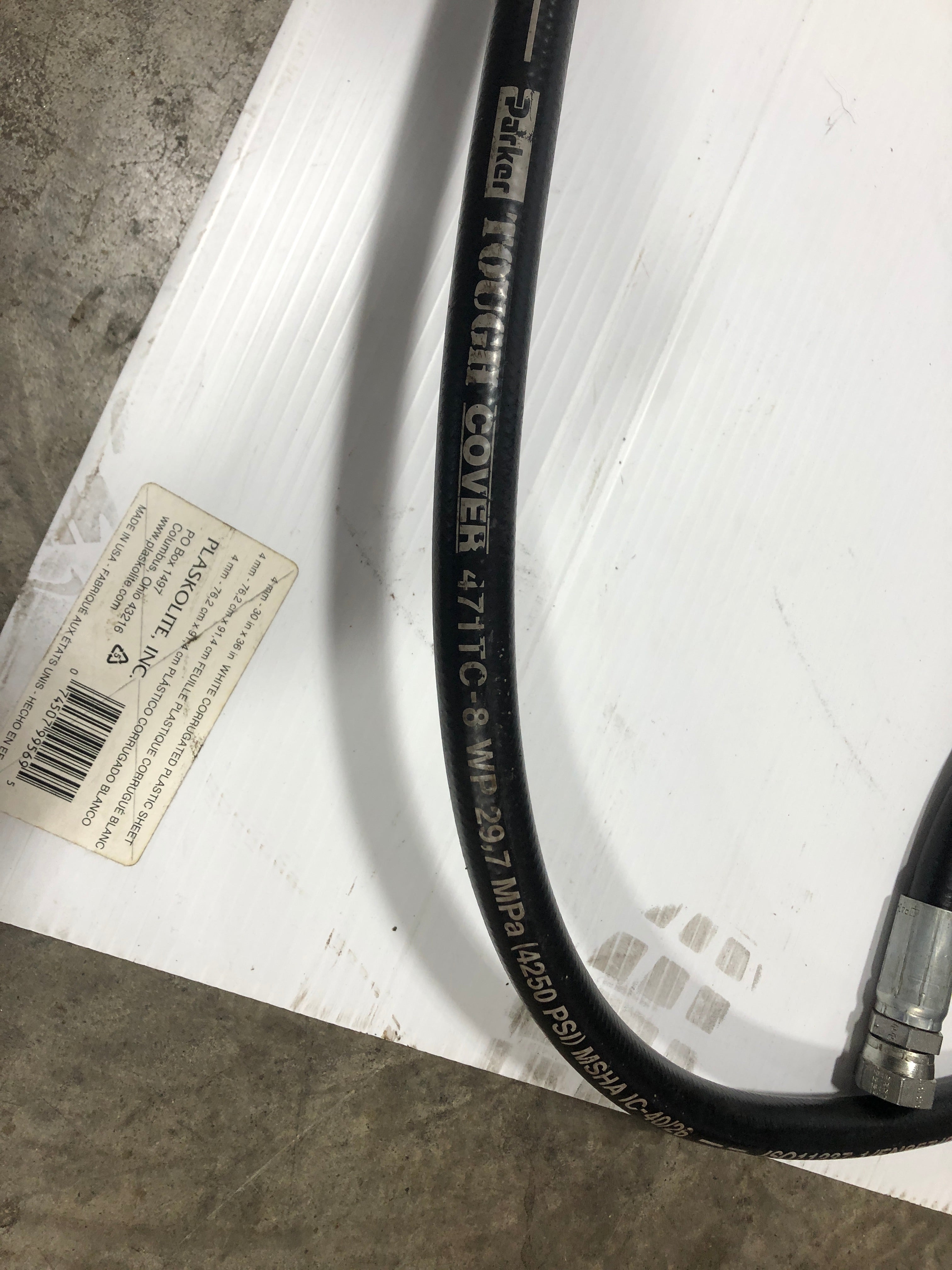 Parker 471TC-8 Tough Cover Hydraulic Hose WP 29.7 MPa 4250 PSI
