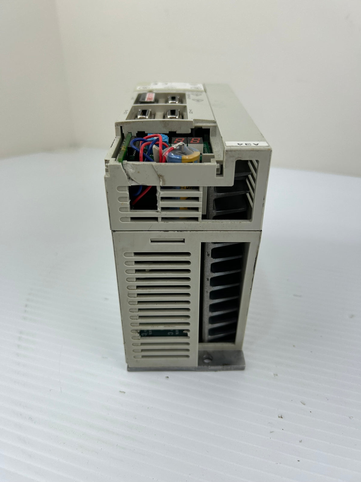 Mitsubishi MR-J2-60CT AC Servo Drive 0.6kW 3.6A 170V 3PH CNC