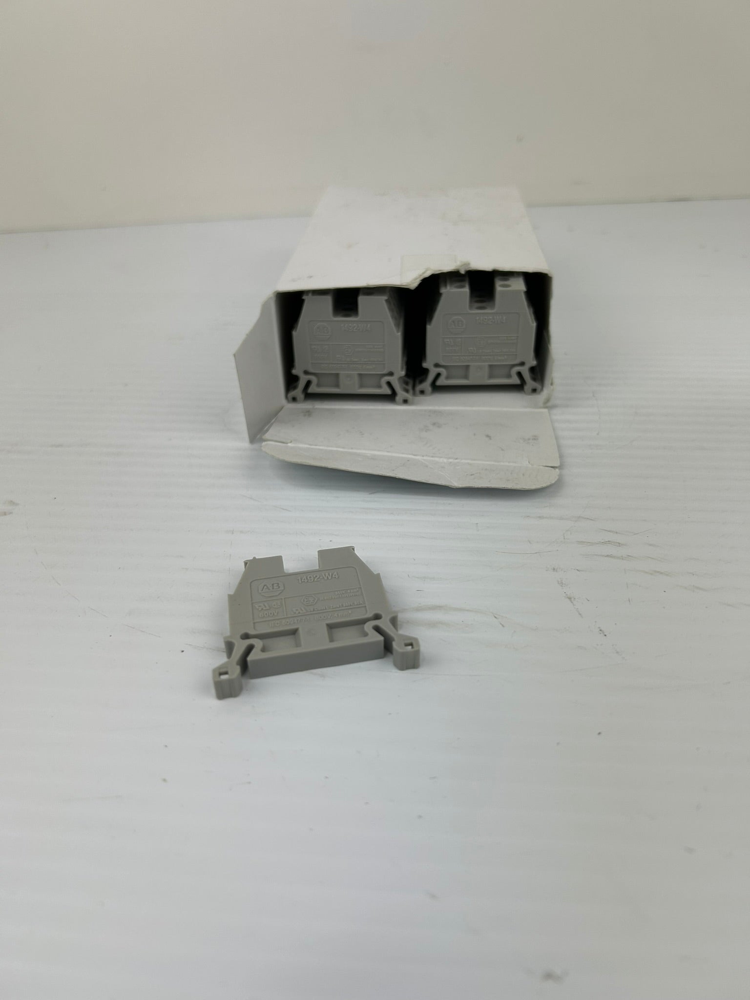 Allen Bradley 1492-W4 Gray Terminal Blocks Series A - Box of 50